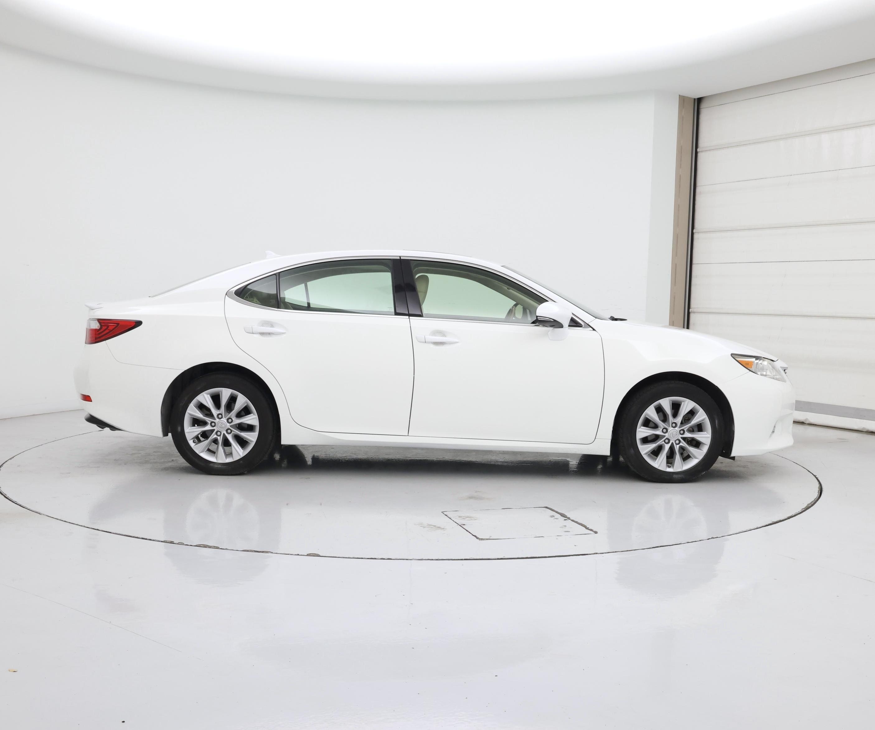 Thumbnail: 2014 Lexus ES - 7