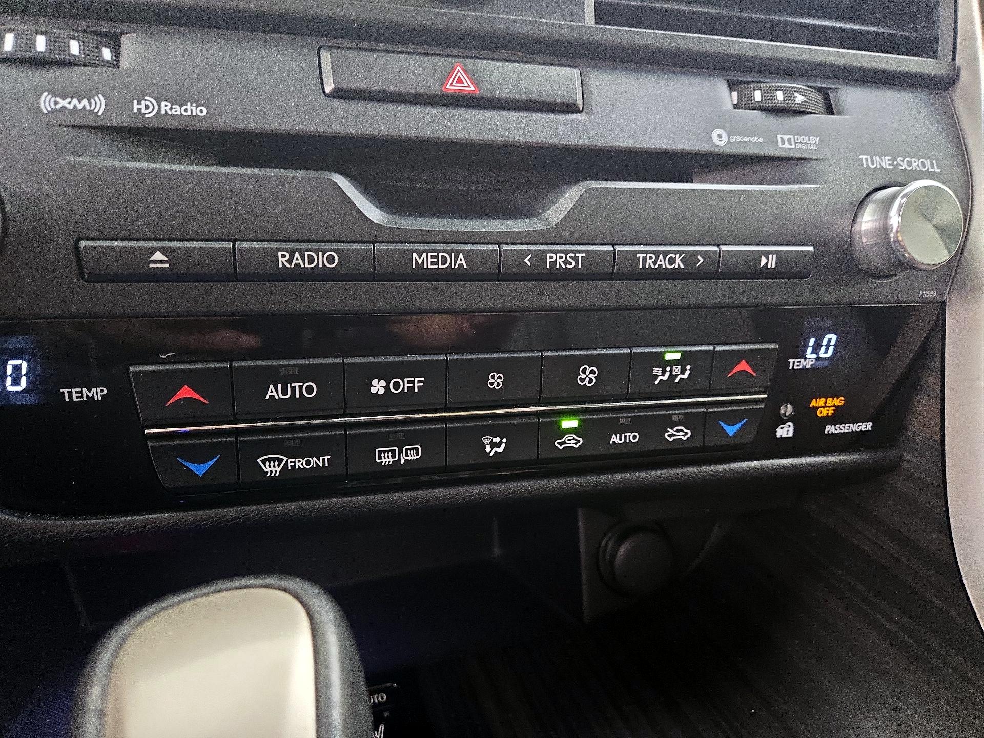 Thumbnail: 2017 Lexus RX - 17