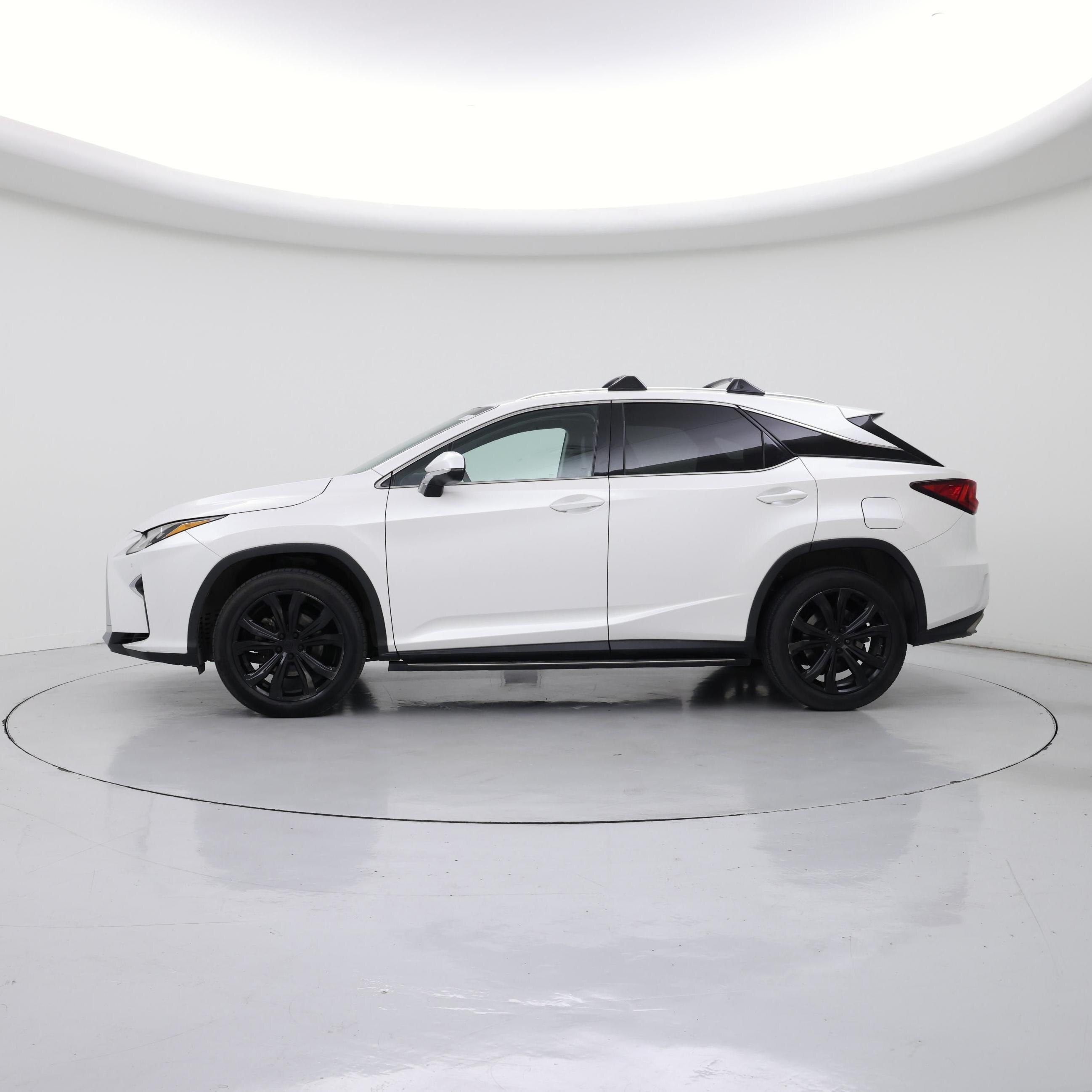 Thumbnail: 2017 Lexus RX - 3