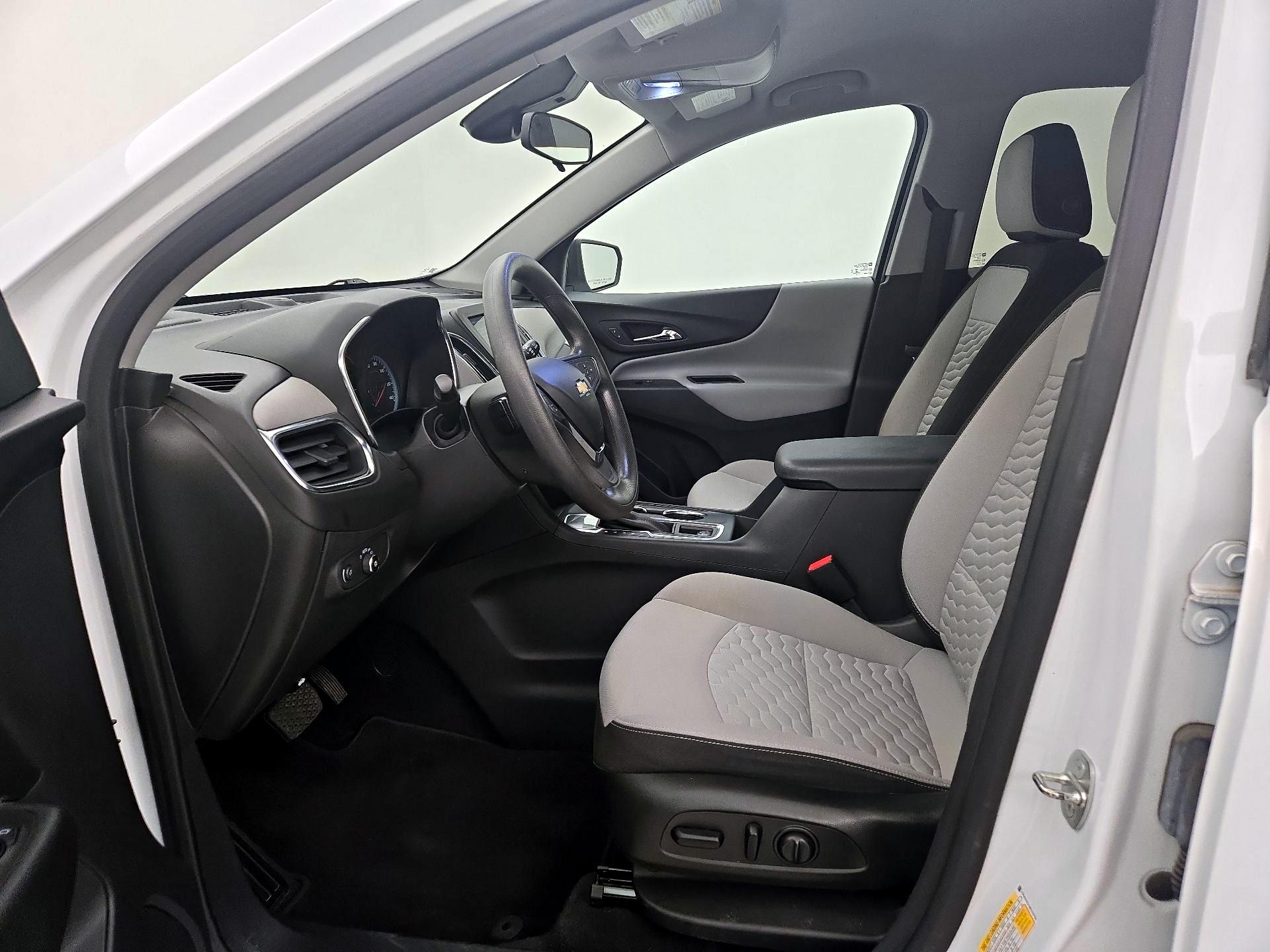 Thumbnail: 2021 Chevrolet Equinox - 11