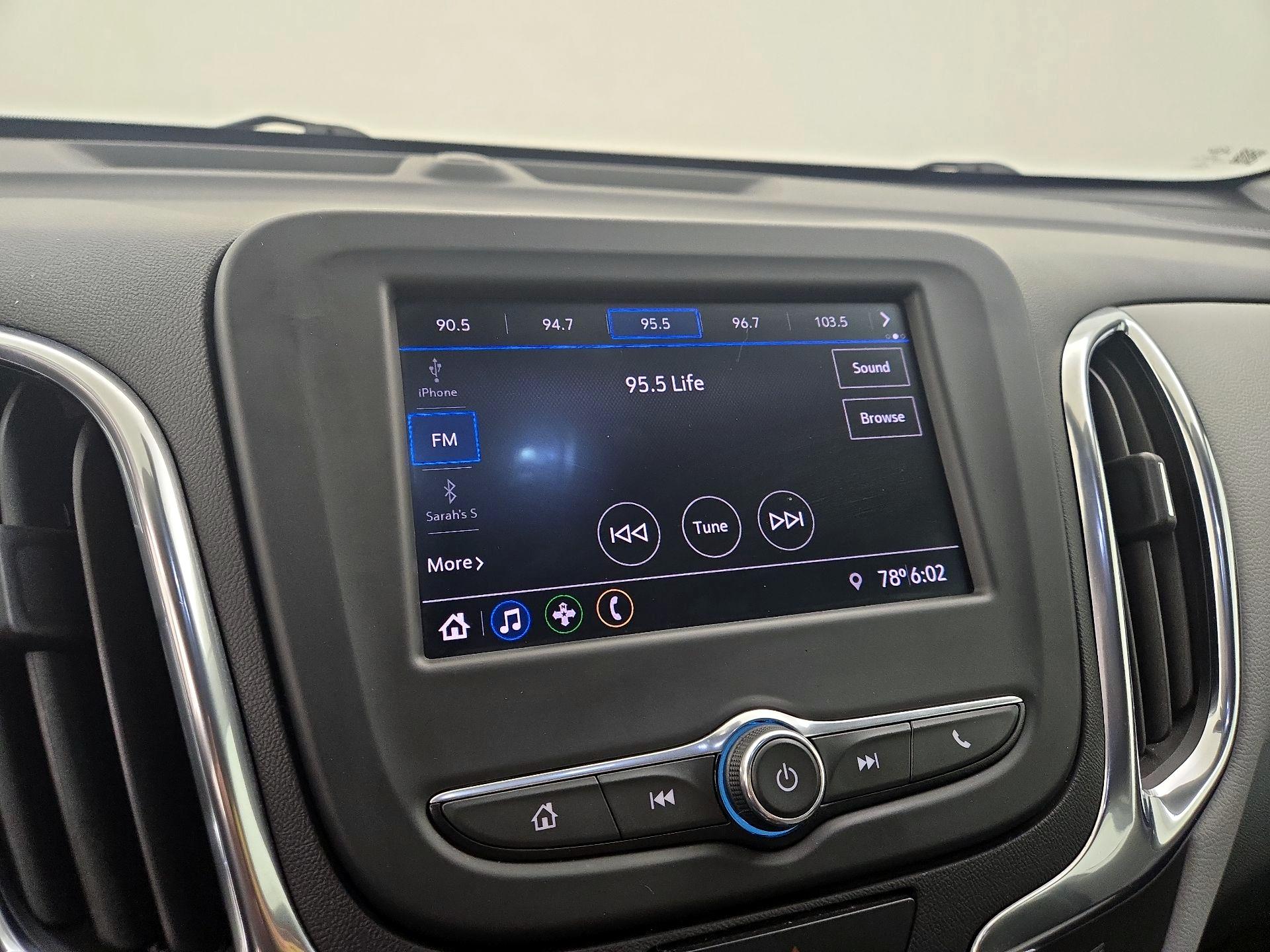 Thumbnail: 2021 Chevrolet Equinox - 15