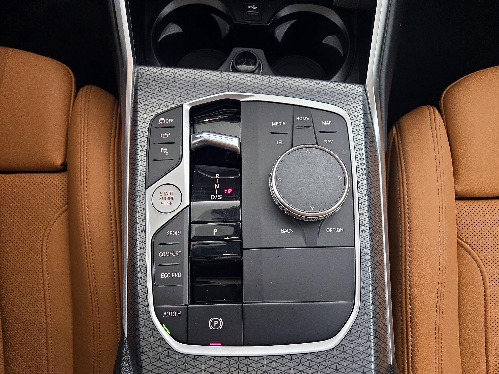 Thumbnail: 2023 BMW 3 Series - 18