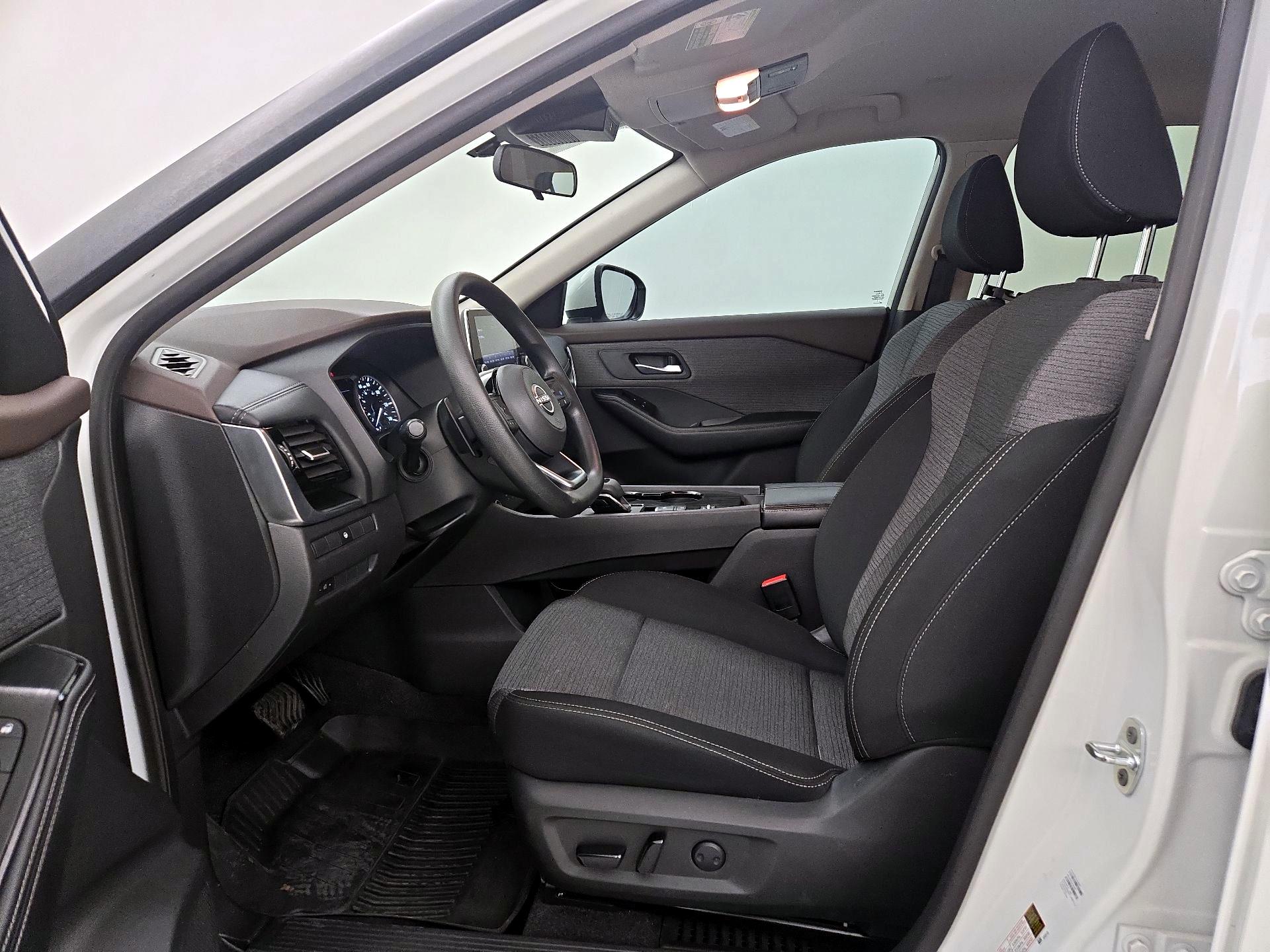 Thumbnail: 2022 Nissan Rogue - 11