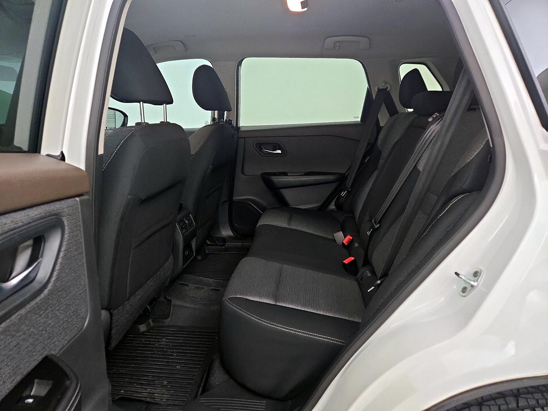 Thumbnail: 2022 Nissan Rogue - 19