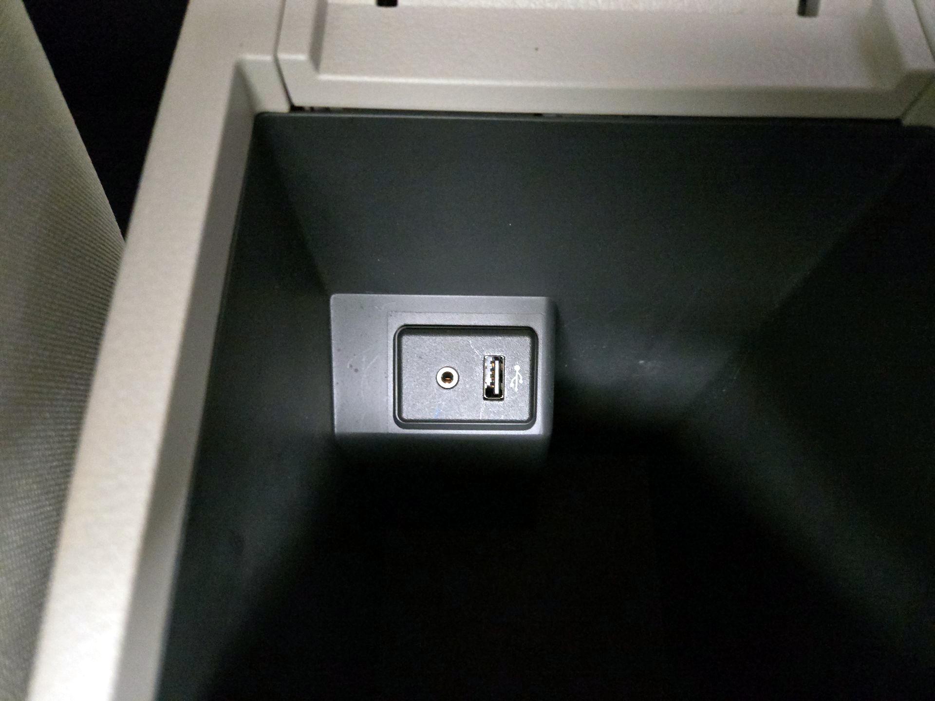 Thumbnail: 2017 Nissan Sentra - 19