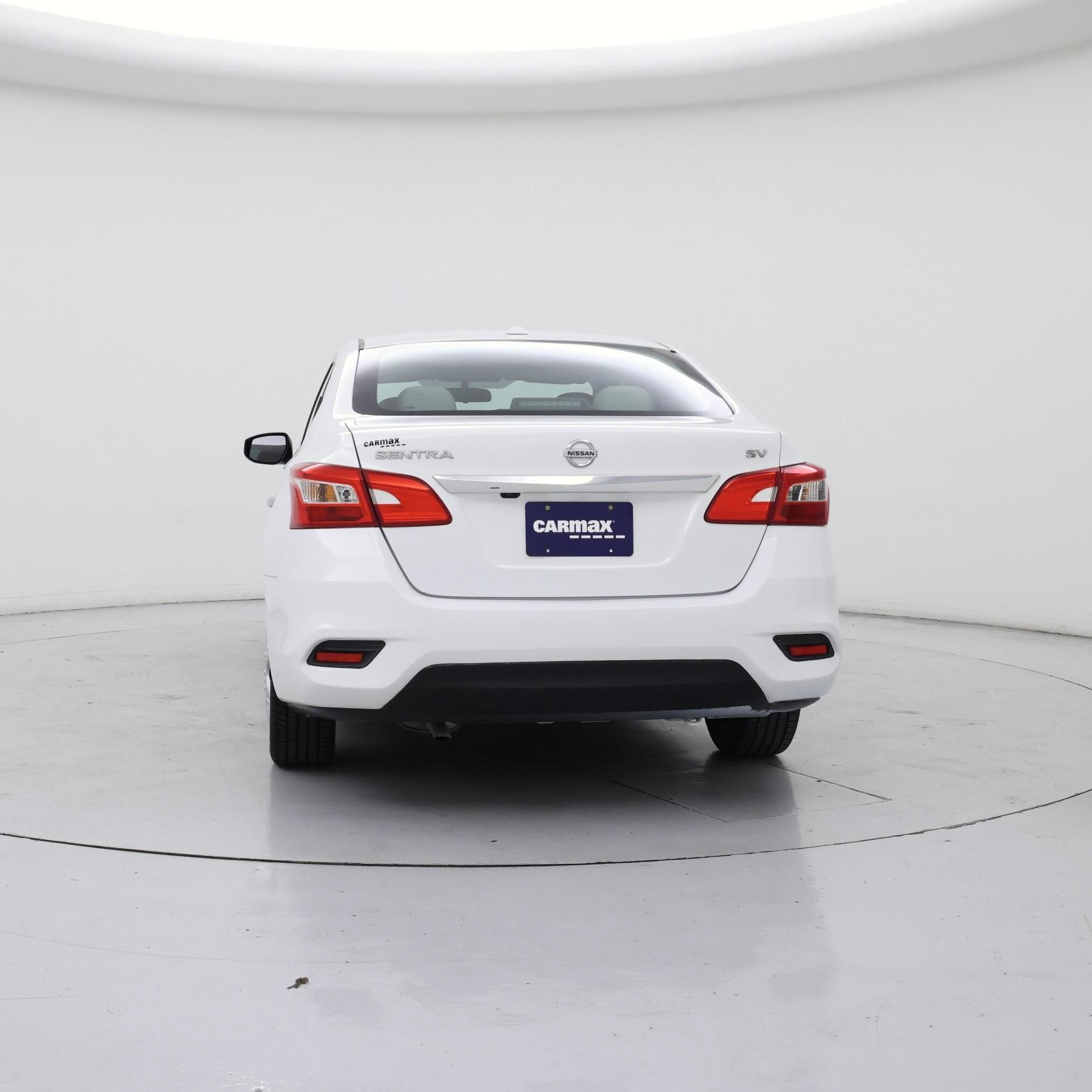 Thumbnail: 2017 Nissan Sentra - 6