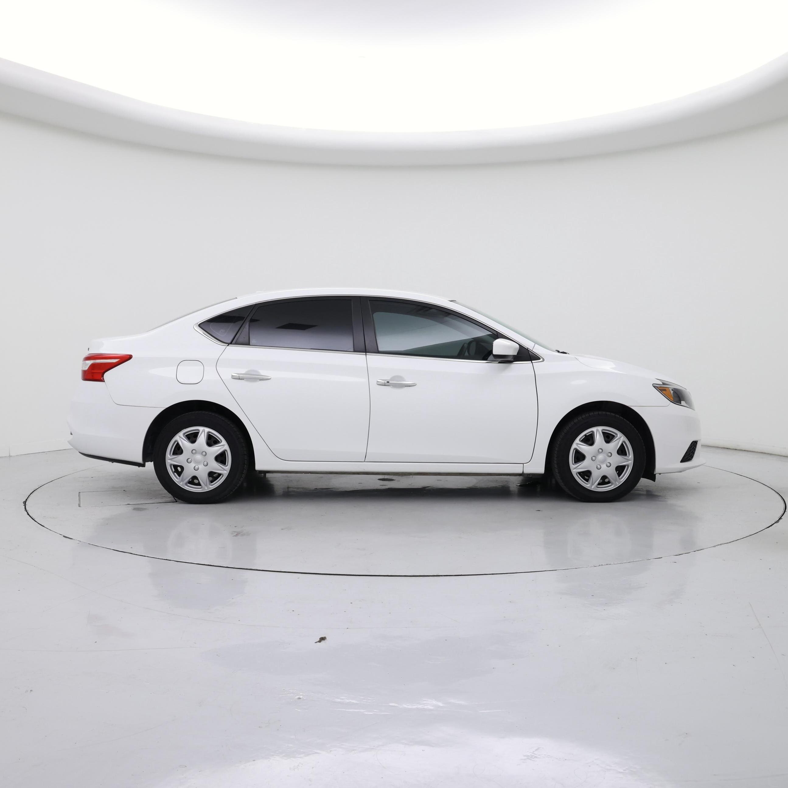 Thumbnail: 2017 Nissan Sentra - 7