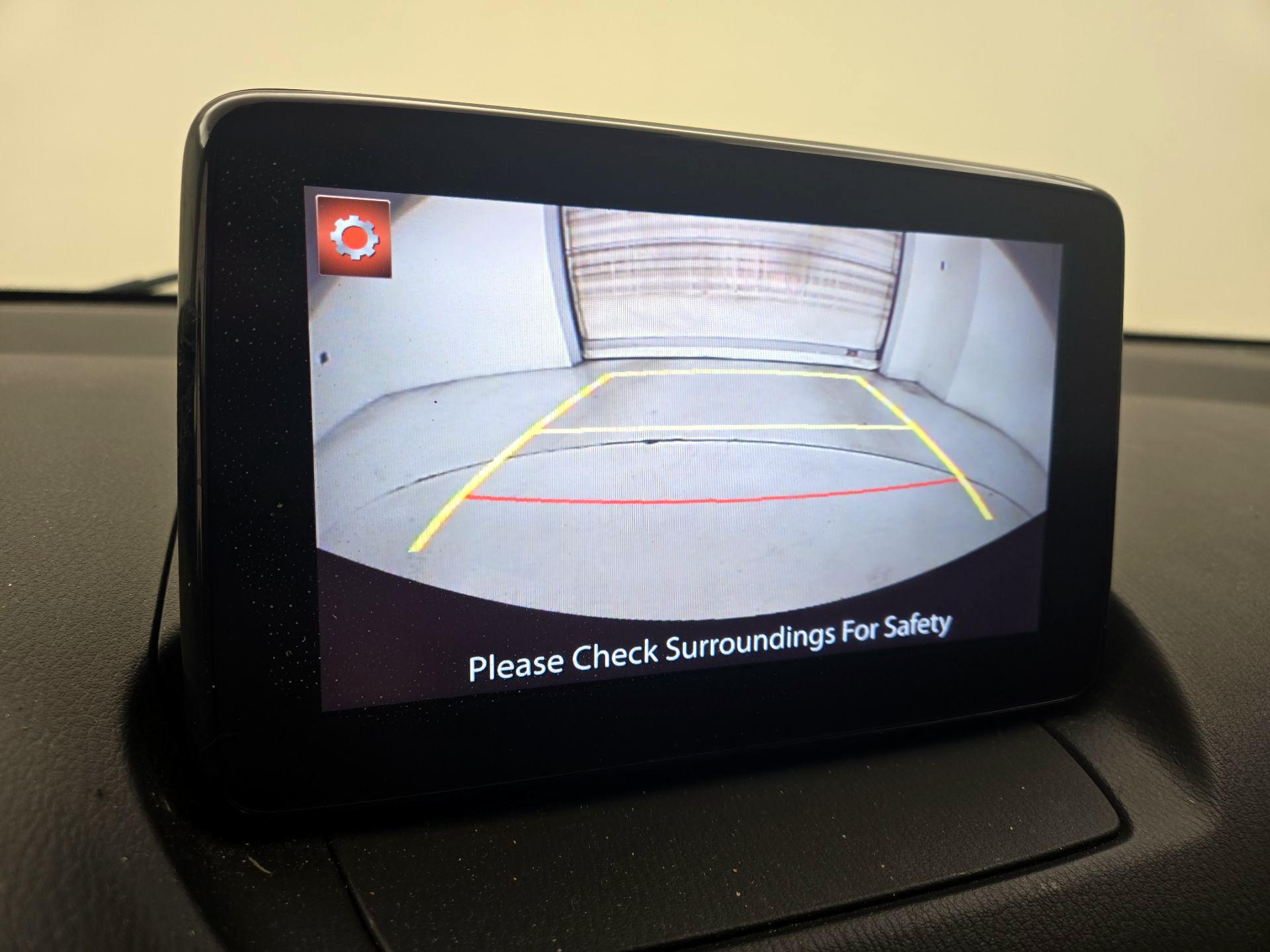 Thumbnail: 2020 Toyota Yaris - 14