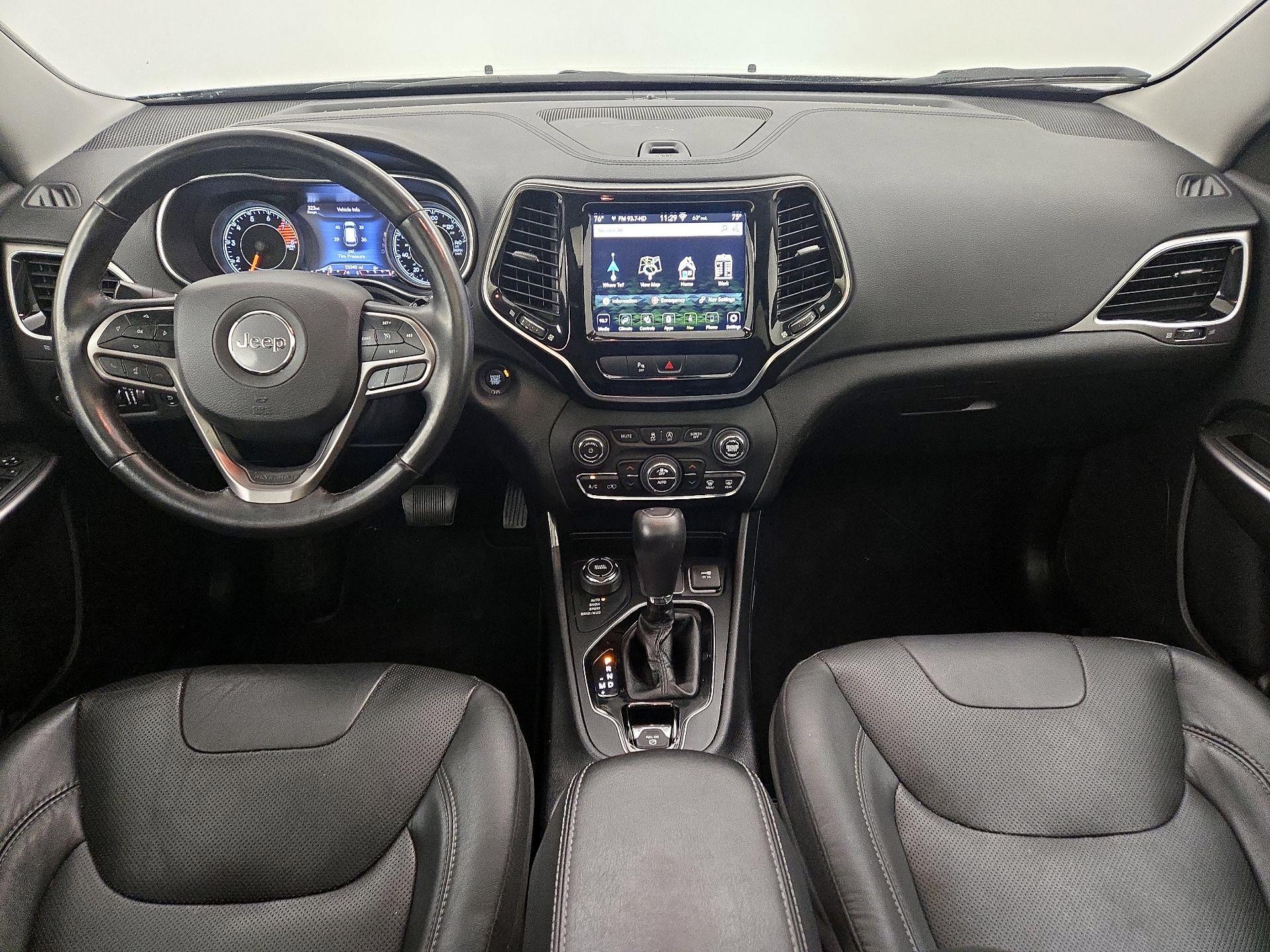 Thumbnail: 2020 Jeep Cherokee - 9