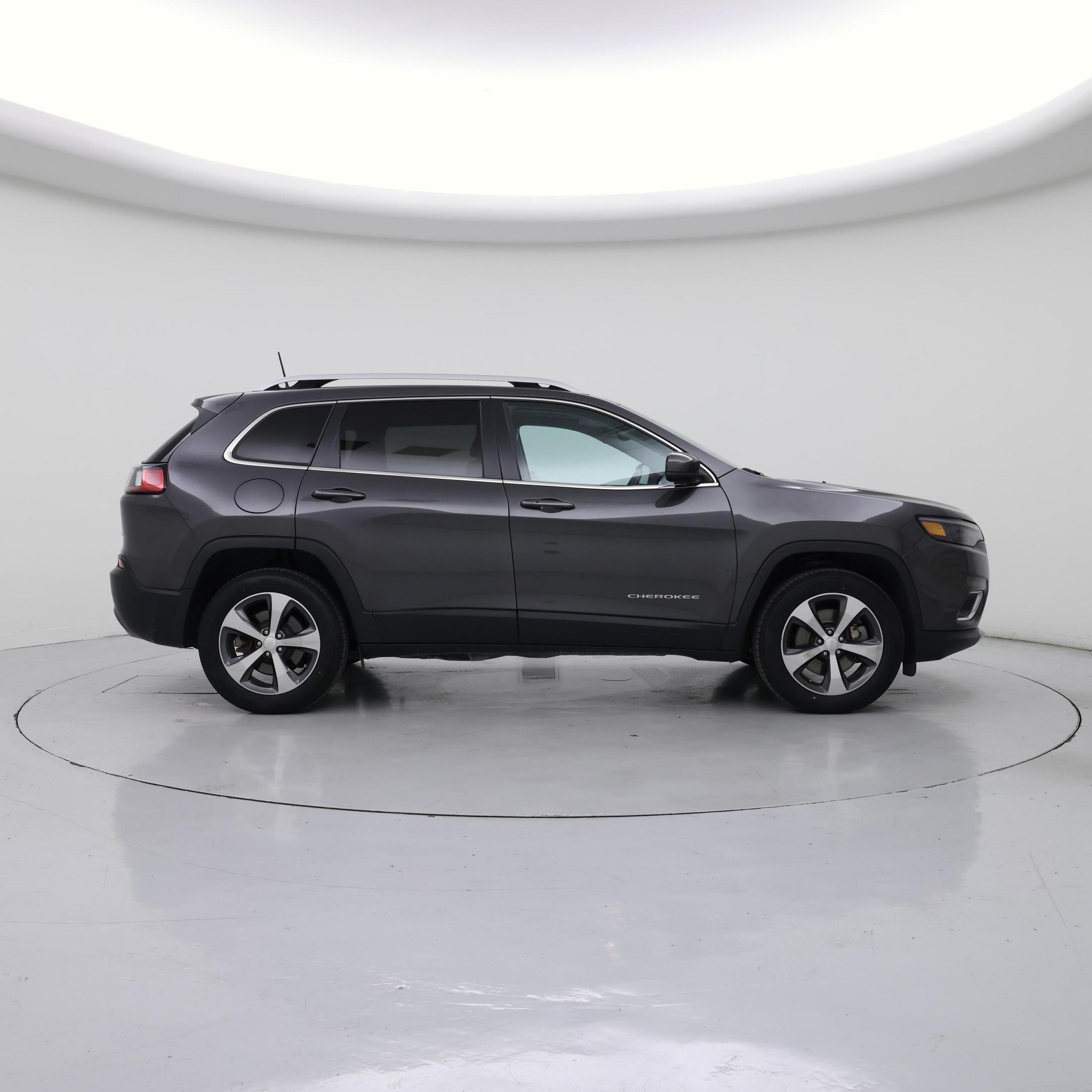 Thumbnail: 2020 Jeep Cherokee - 7