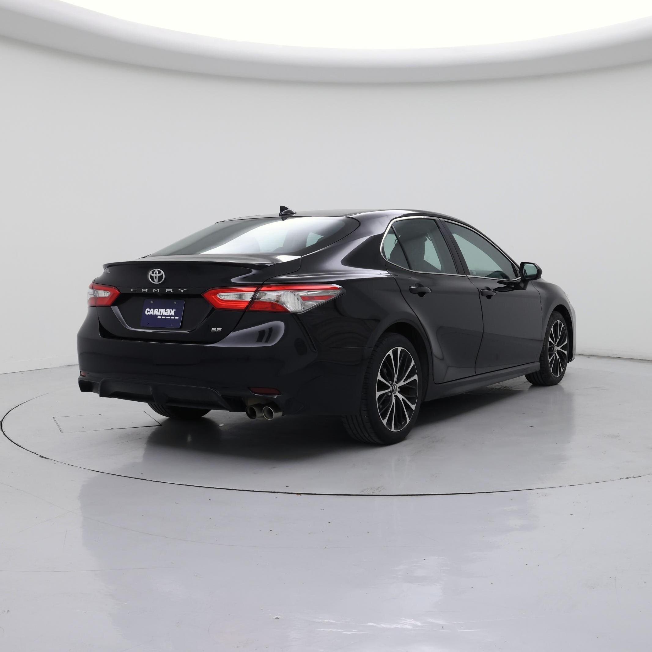 Thumbnail: 2019 Toyota Camry - 8