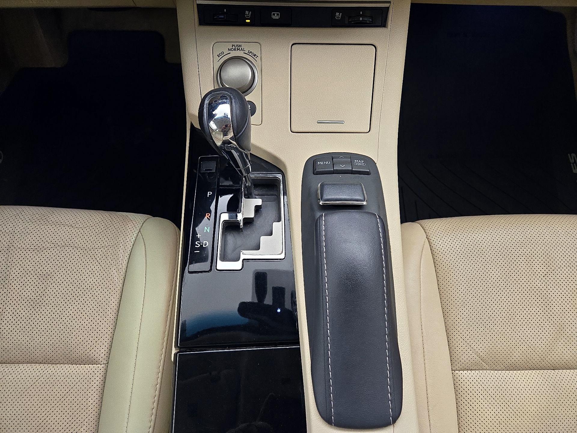 Thumbnail: 2014 Lexus ES - 18