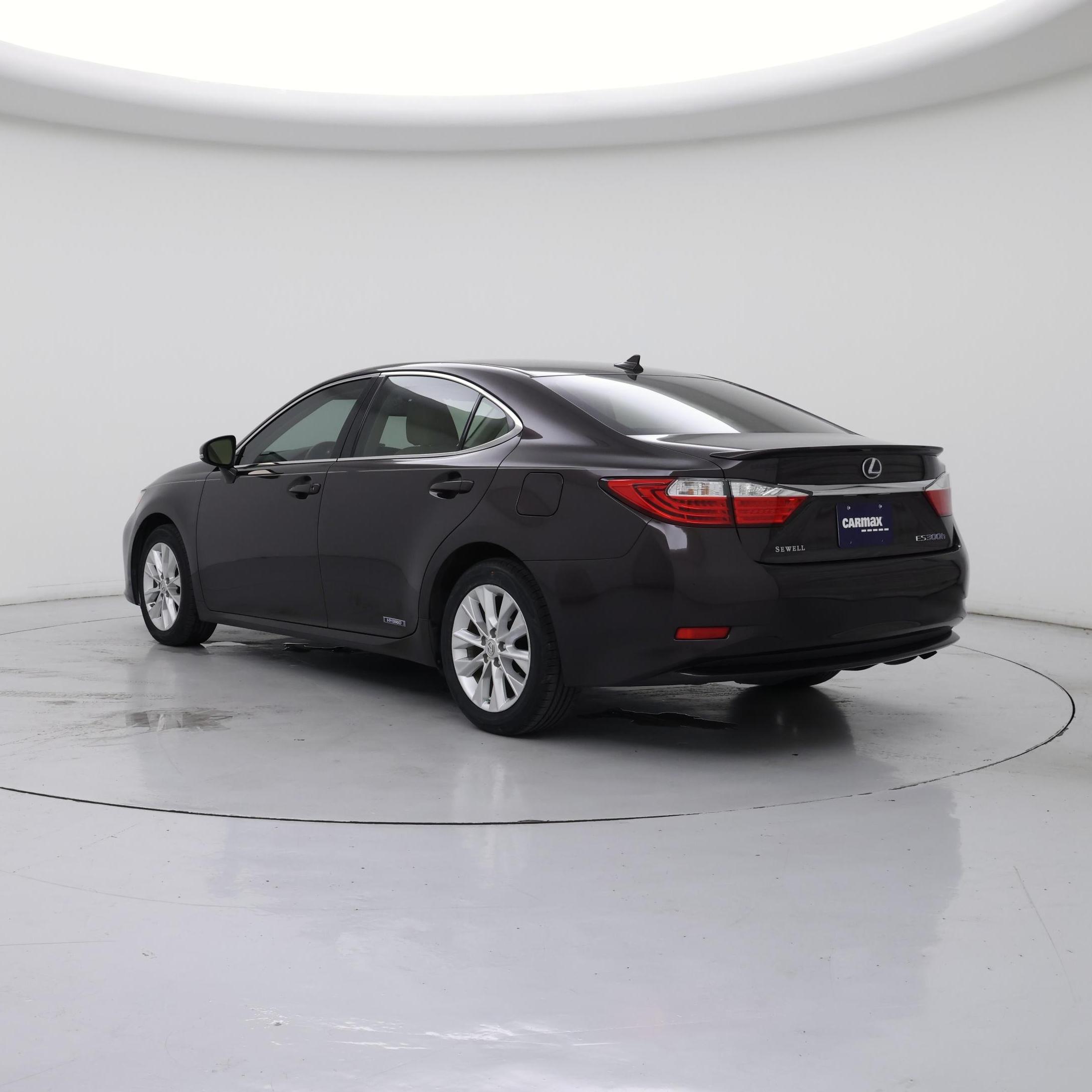 Thumbnail: 2014 Lexus ES - 2