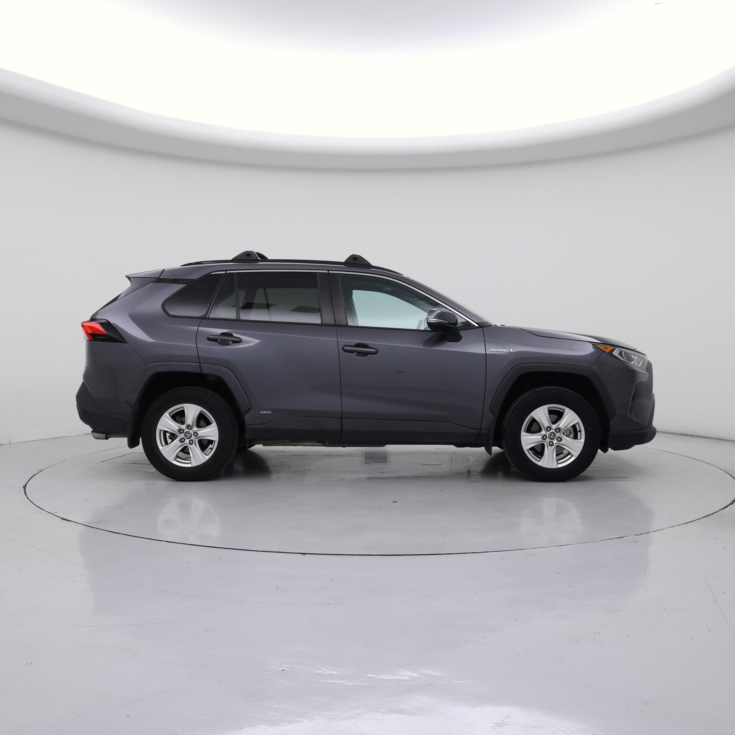 Thumbnail: 2021 Toyota RAV4 - 7