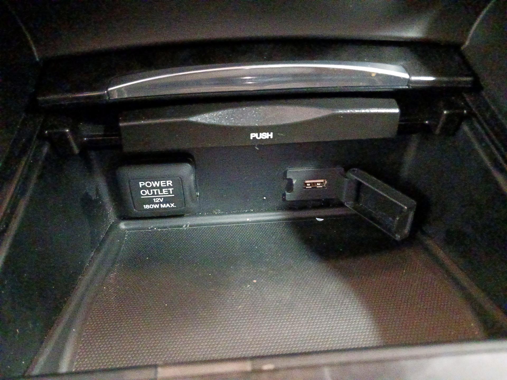 Thumbnail: 2019 Acura TLX - 19