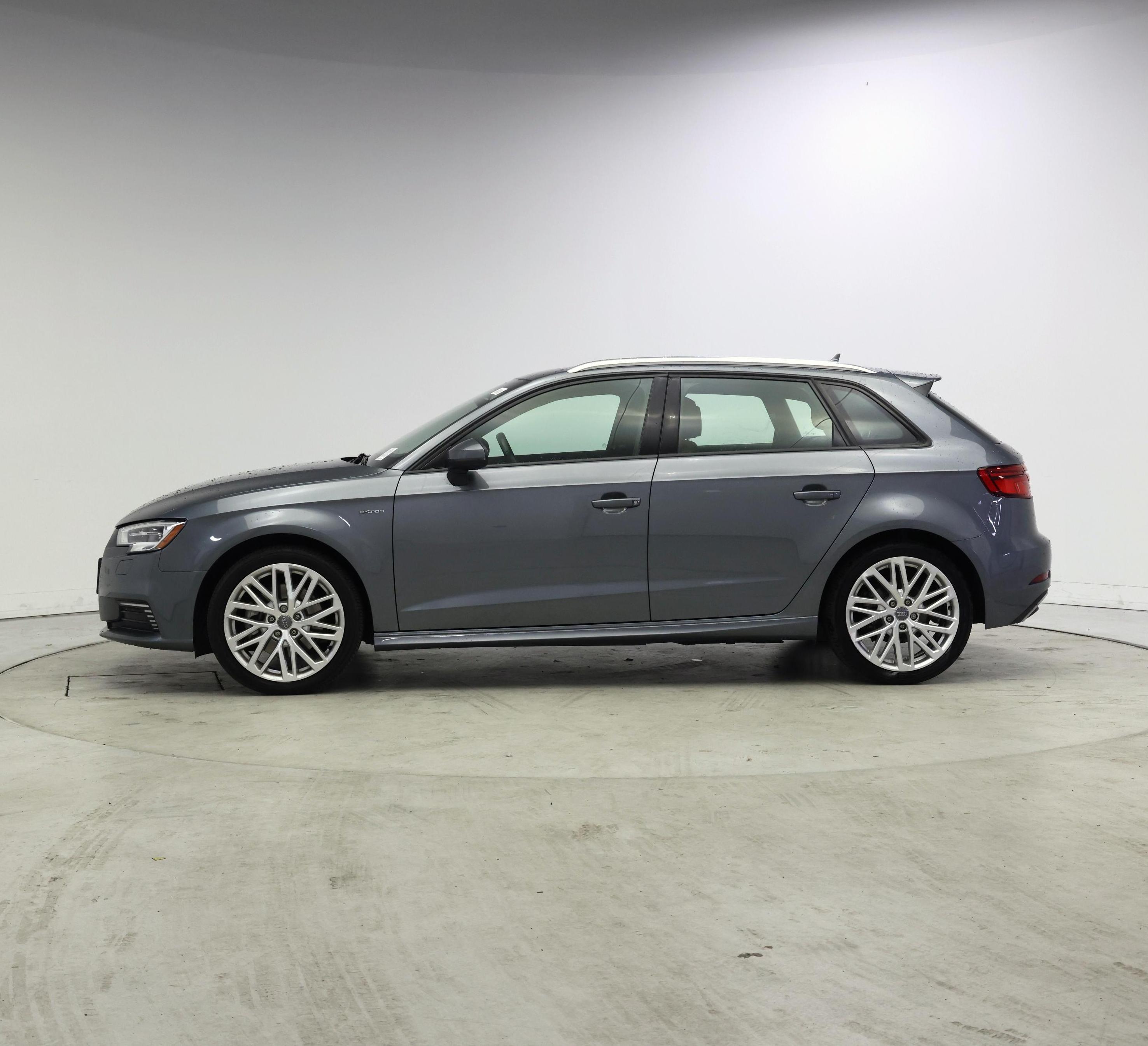 Thumbnail: 2018 Audi A3 - 3