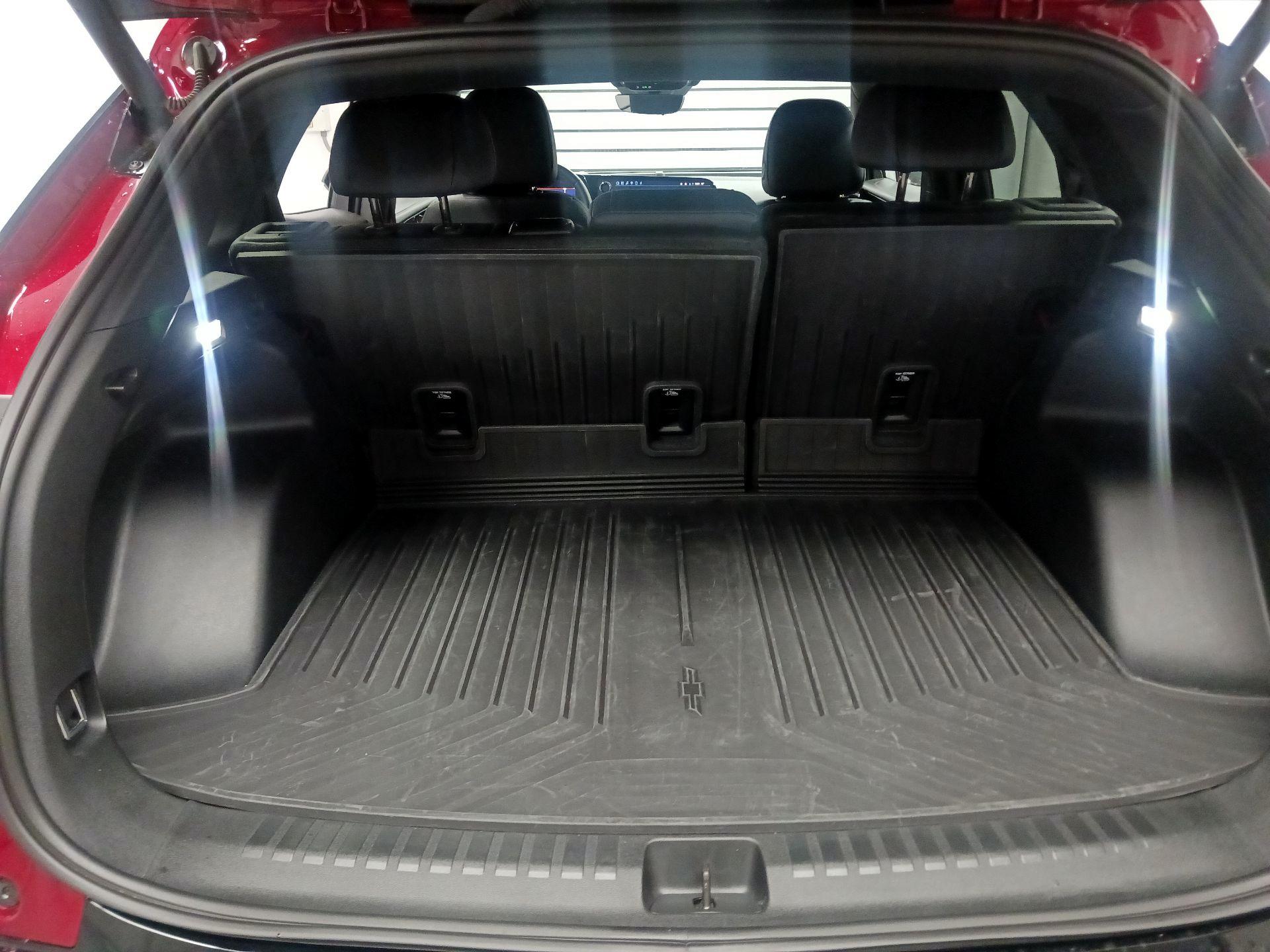 Thumbnail: 2024 Chevrolet Blazer EV - 20