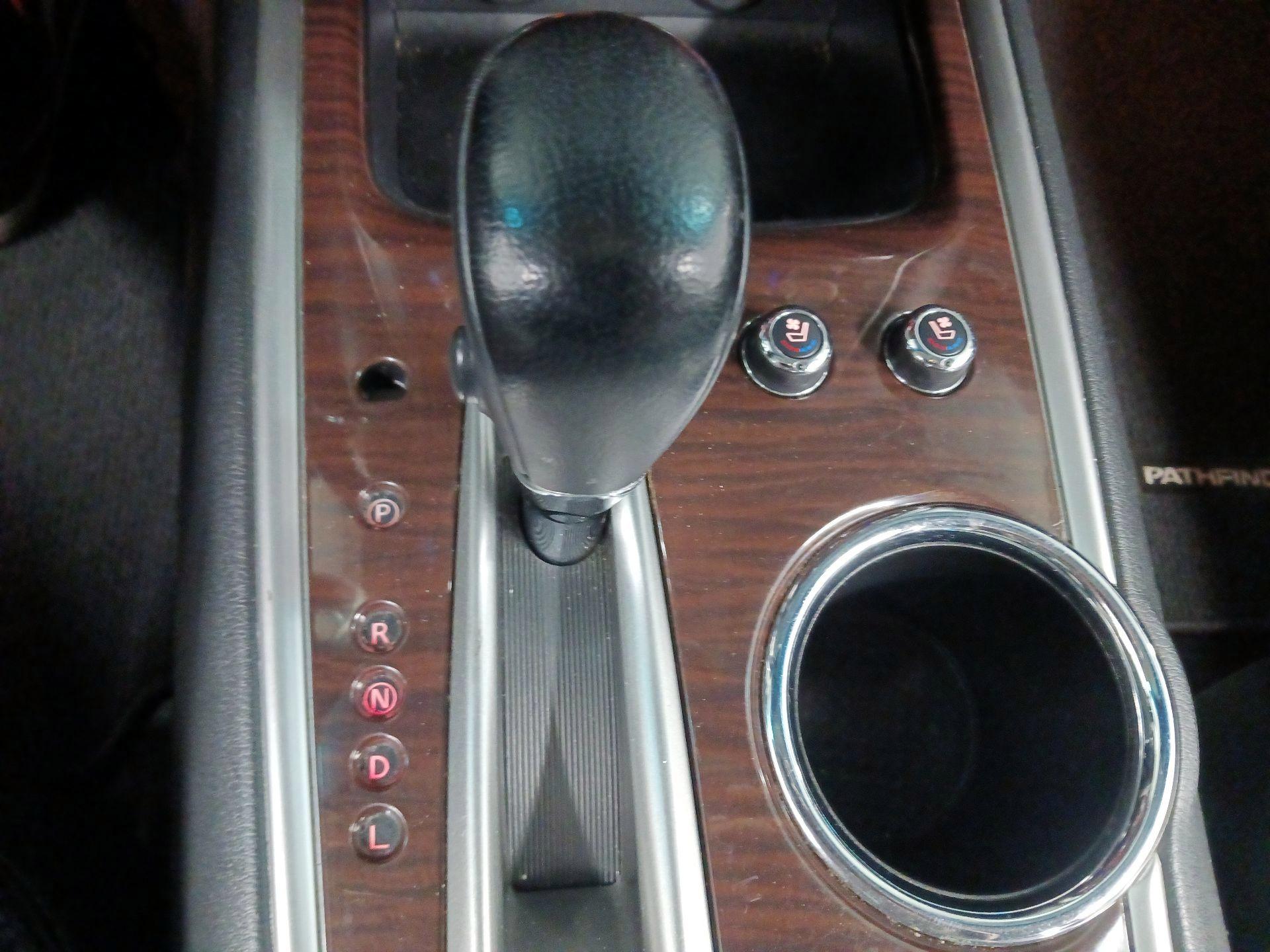Thumbnail: 2015 Nissan Pathfinder - 15