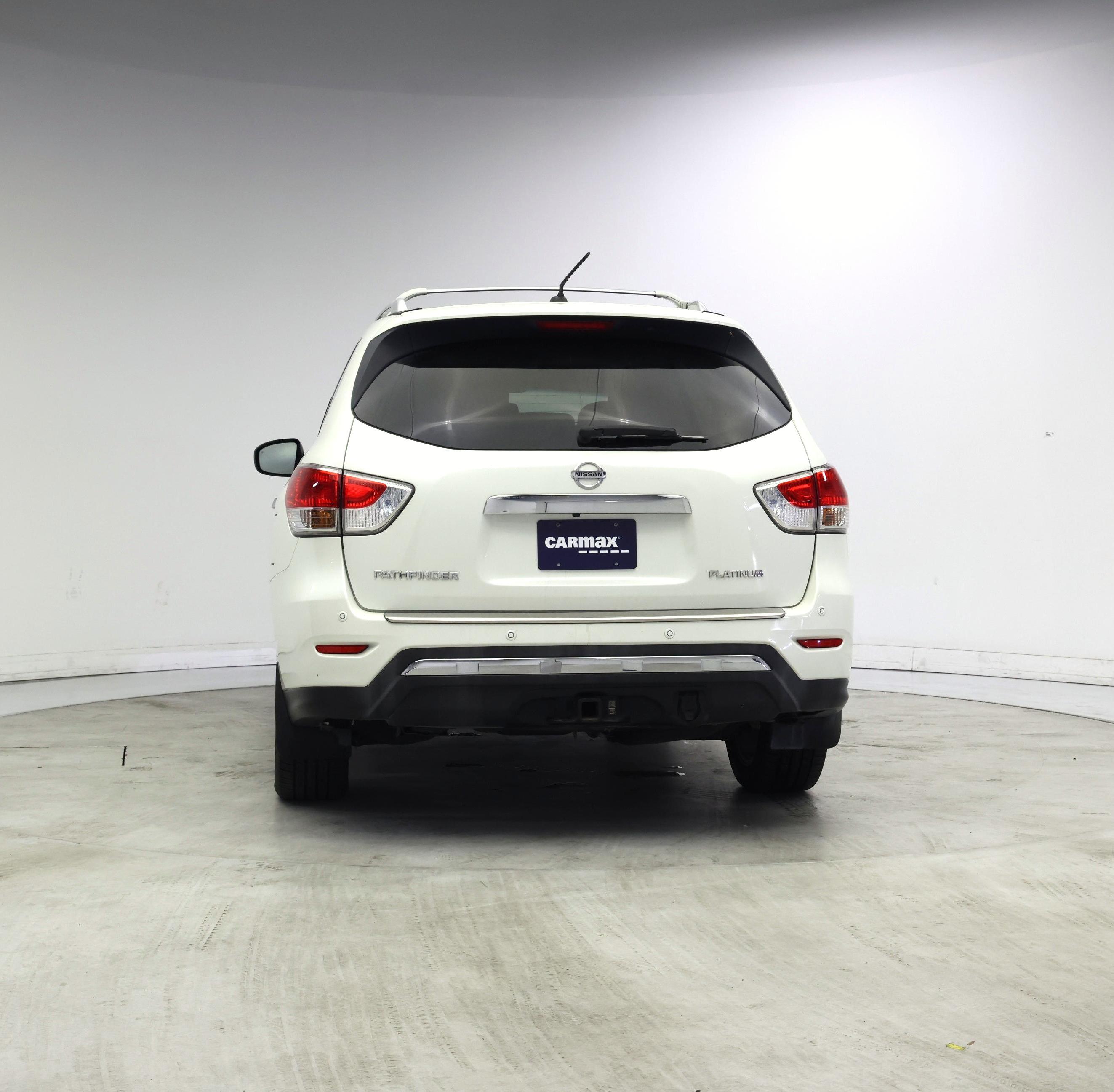 Thumbnail: 2015 Nissan Pathfinder - 6