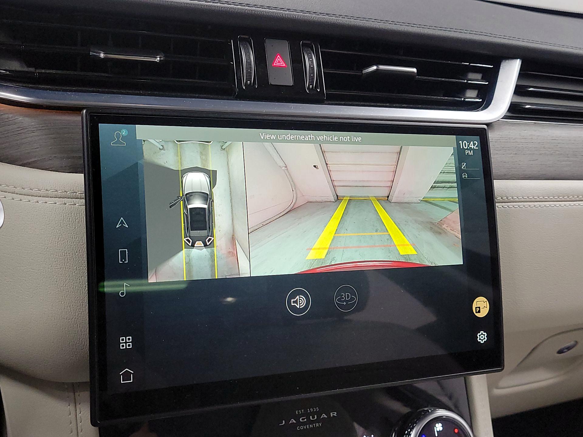 Thumbnail: 2021 Jaguar F-Pace - 13