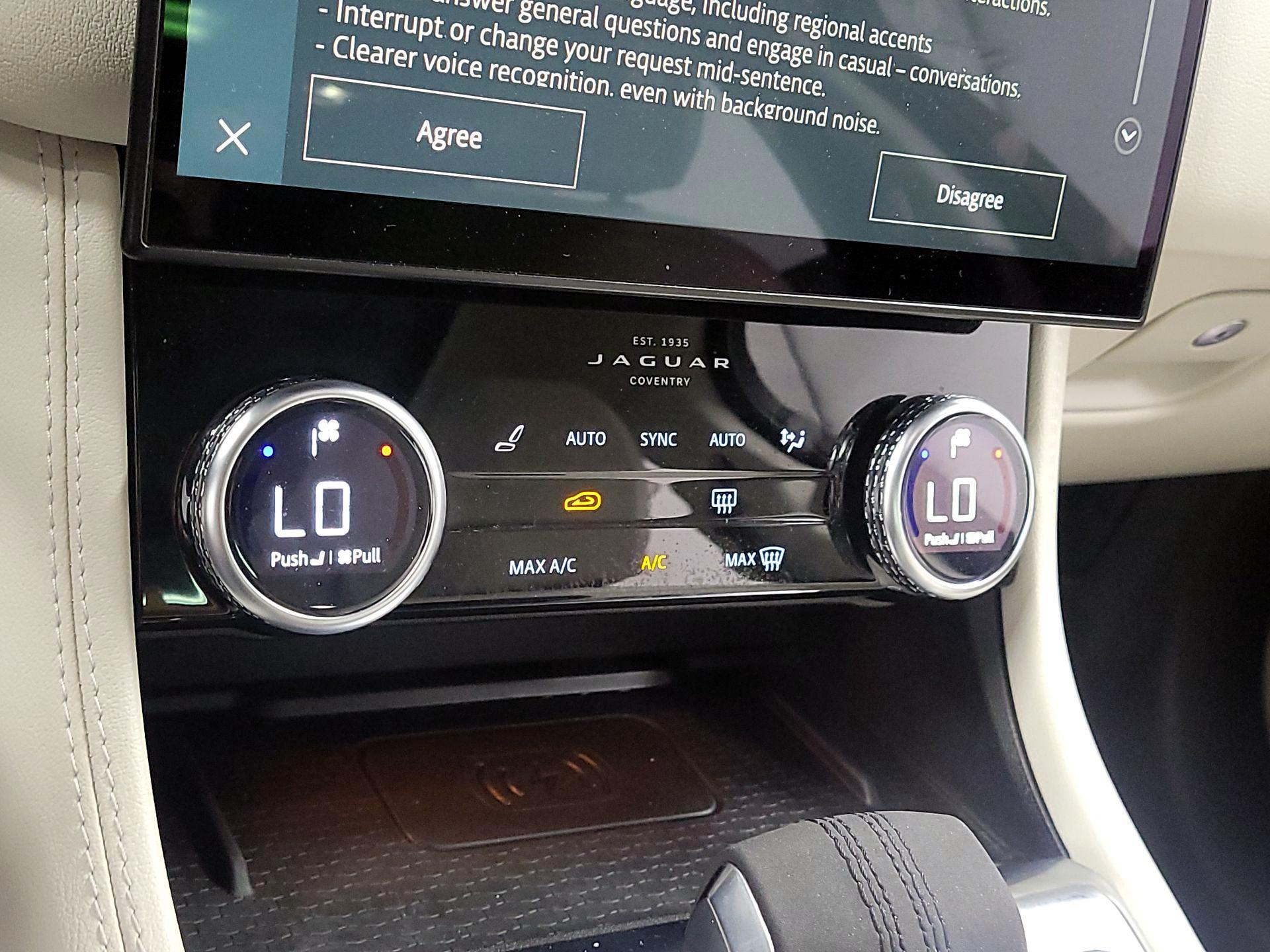 Thumbnail: 2021 Jaguar F-Pace - 15