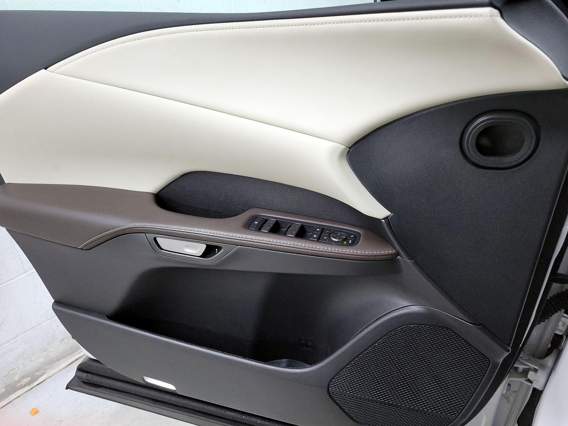 Thumbnail: 2024 Lexus RX - 12