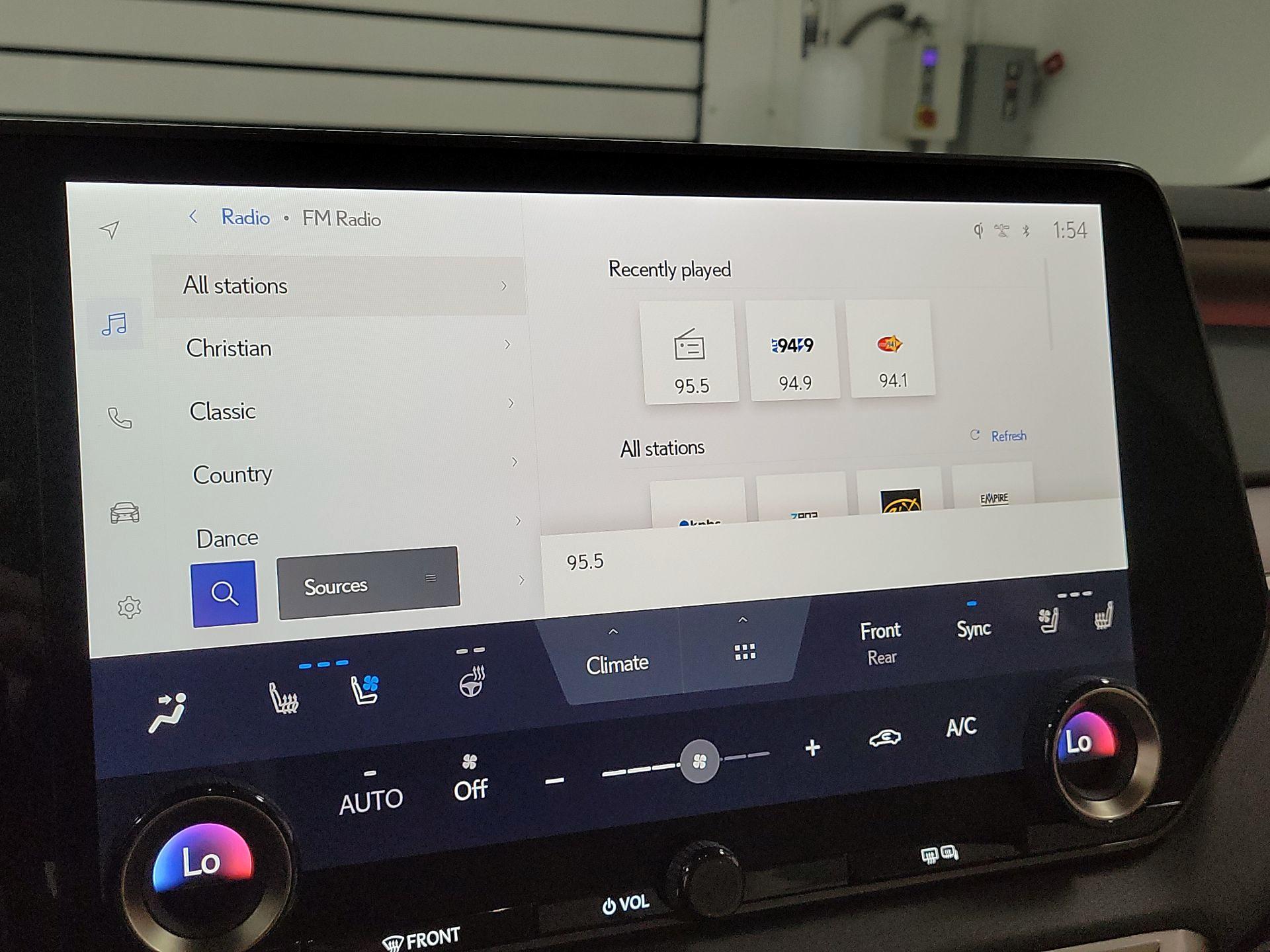 Thumbnail: 2024 Lexus RX - 15