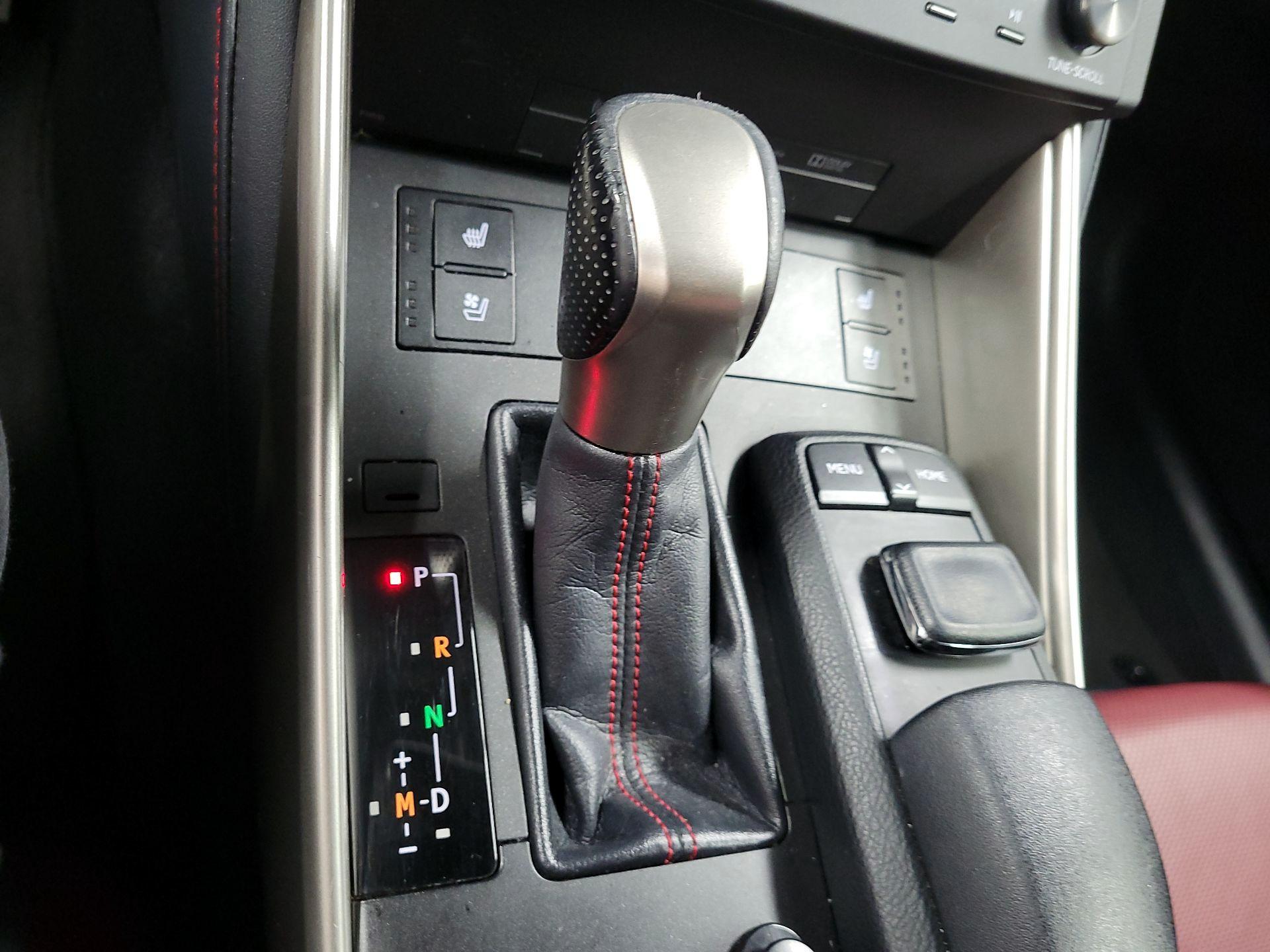 Thumbnail: 2016 Lexus IS - 16