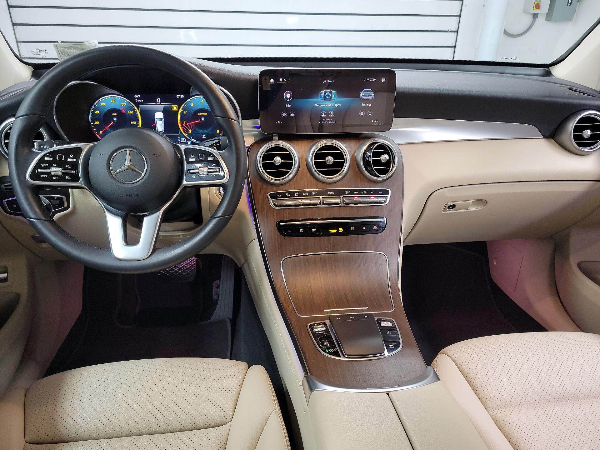 Thumbnail: 2020 Mercedes-Benz GLC - 9