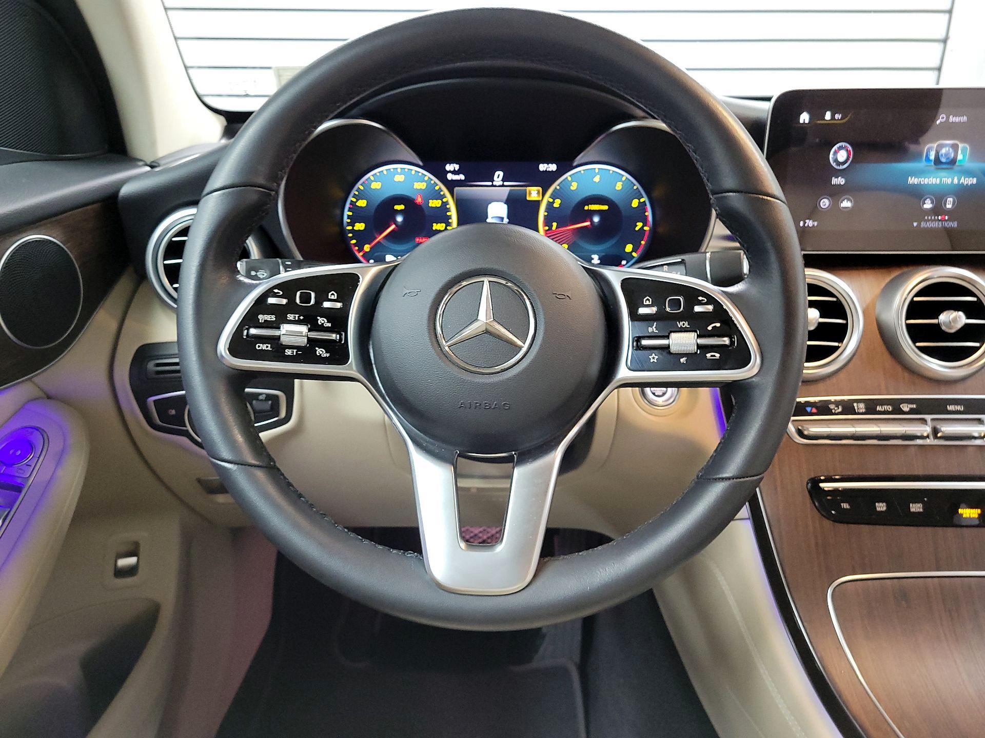 Thumbnail: 2020 Mercedes-Benz GLC - 10