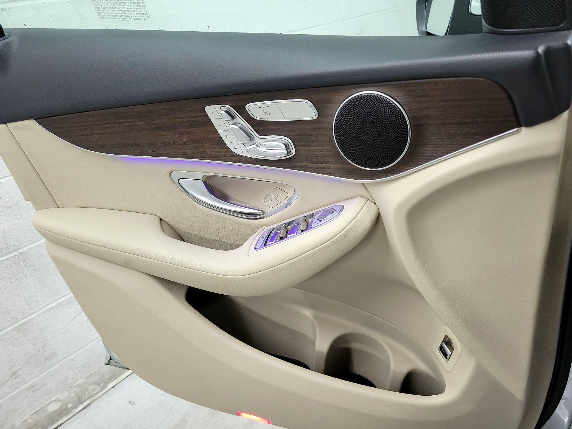 Thumbnail: 2020 Mercedes-Benz GLC - 12