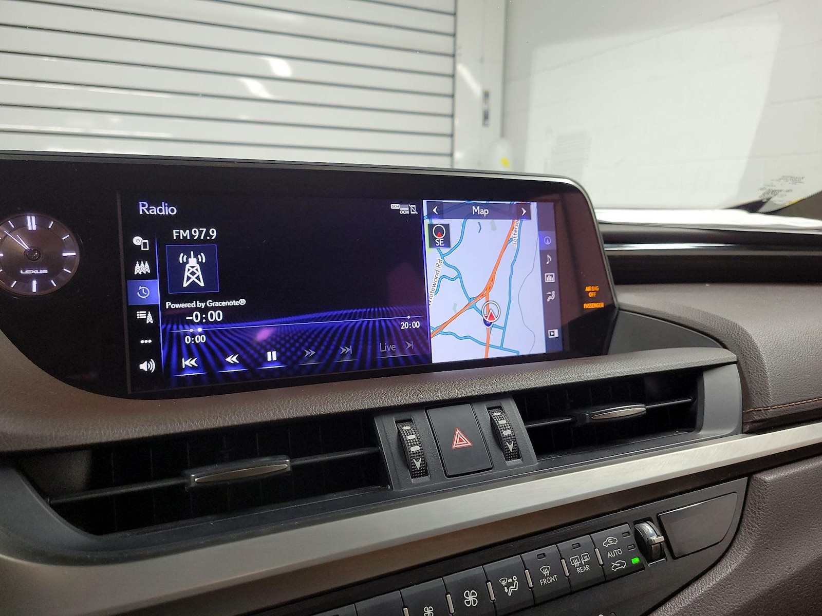 2019 Lexus ES 350 - Photo 15