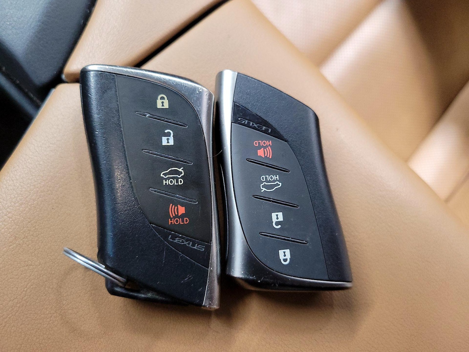 2019 Lexus ES 350 - Photo 22