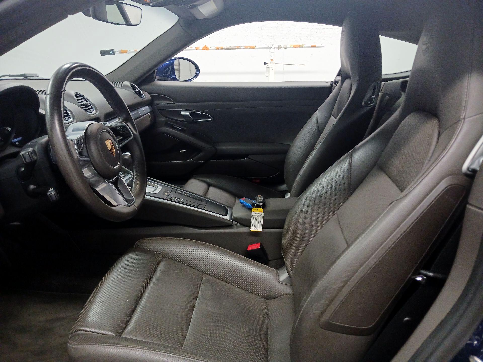 Thumbnail: 2020 Porsche 718 Cayman - 11