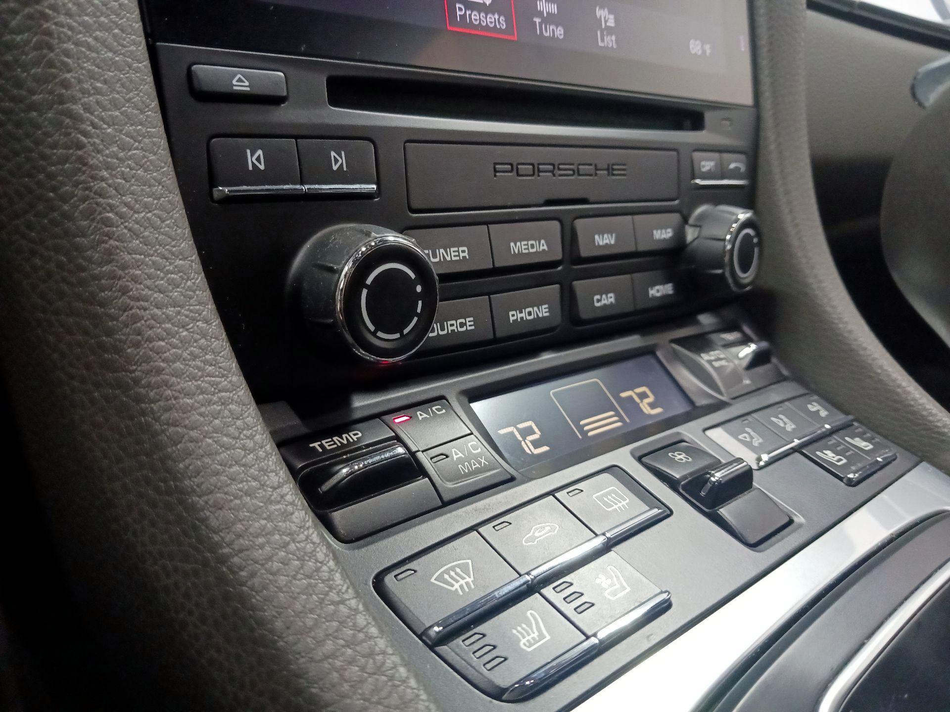 Thumbnail: 2020 Porsche 718 Cayman - 16