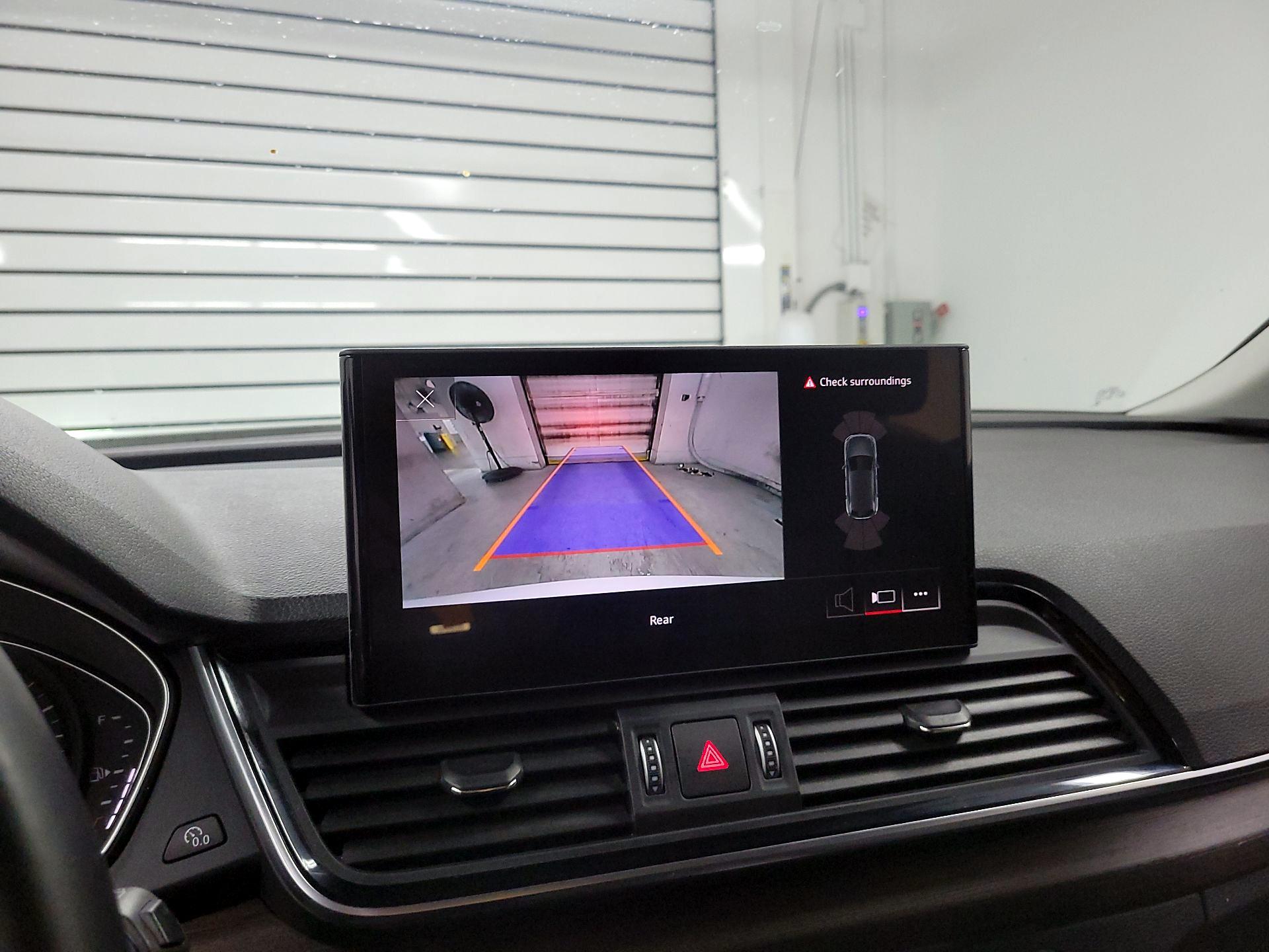 Thumbnail: 2023 Audi Q5 - 13