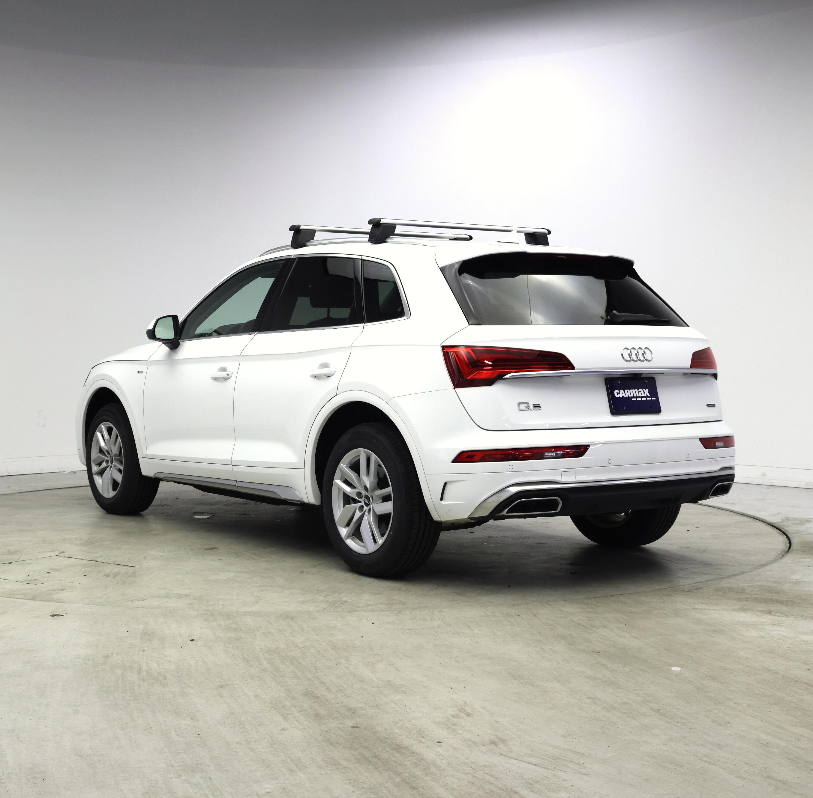 Thumbnail: 2023 Audi Q5 - 2