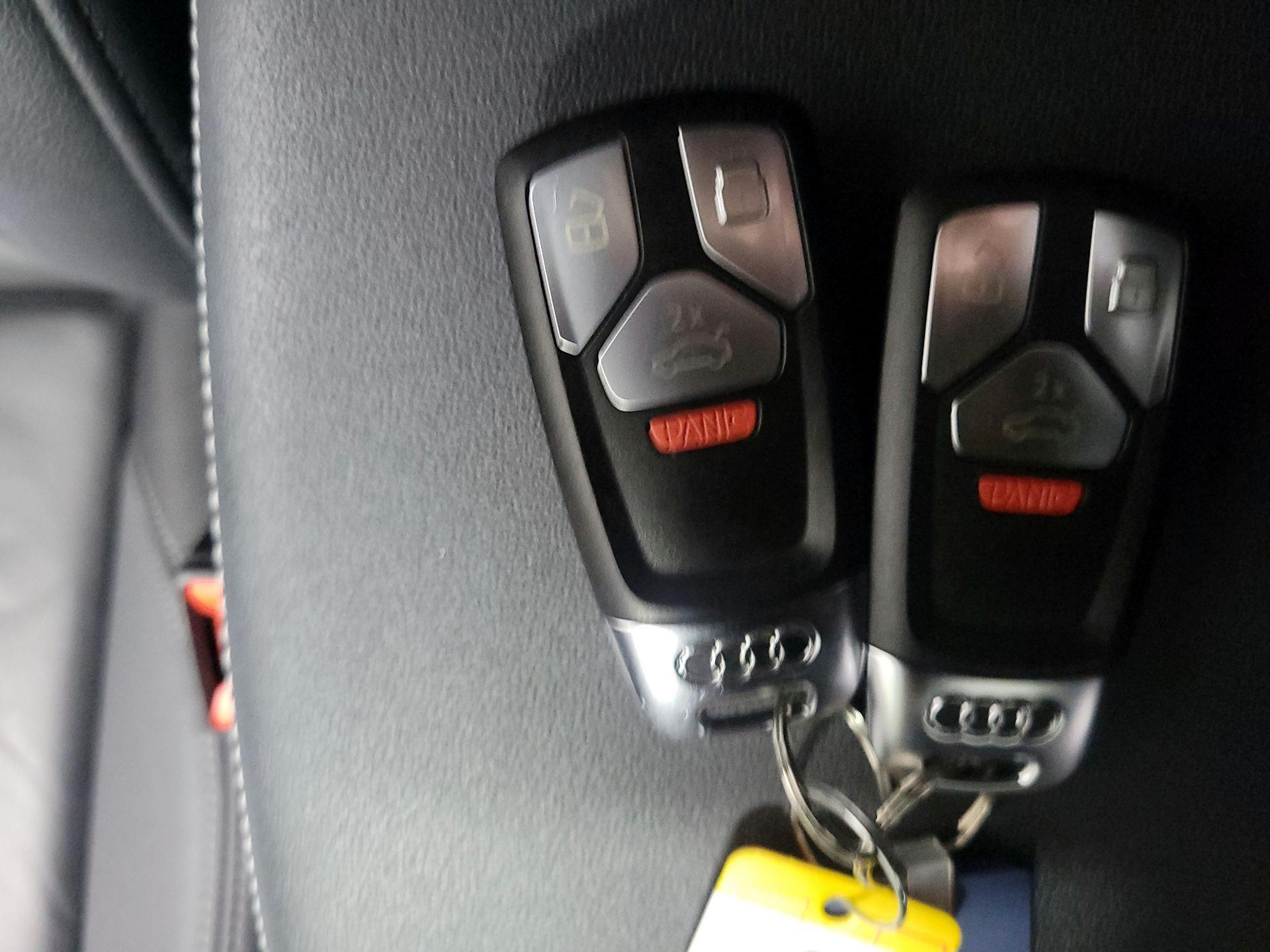 Thumbnail: 2023 Audi Q5 - 20