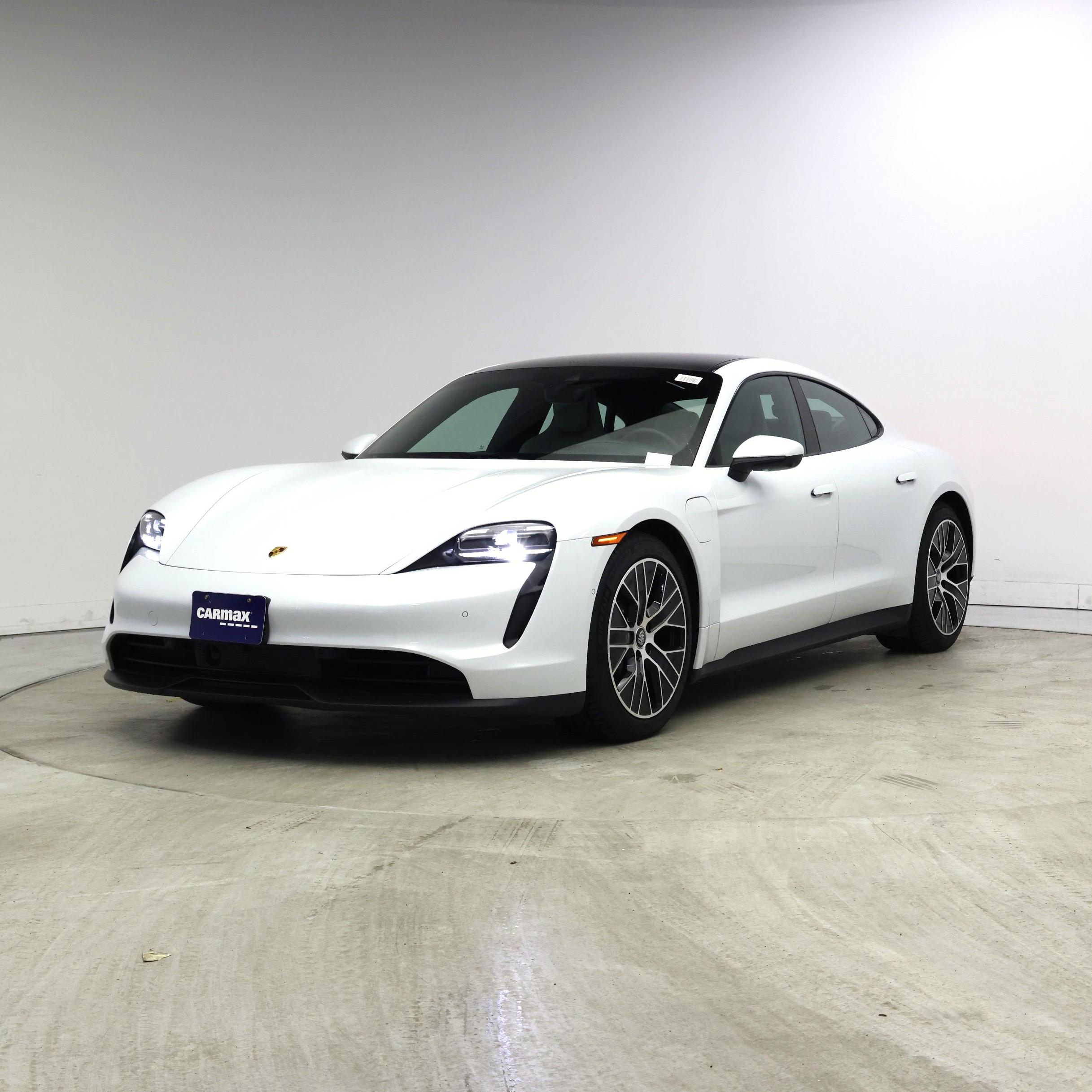 Thumbnail: 2022 Porsche Taycan - 4