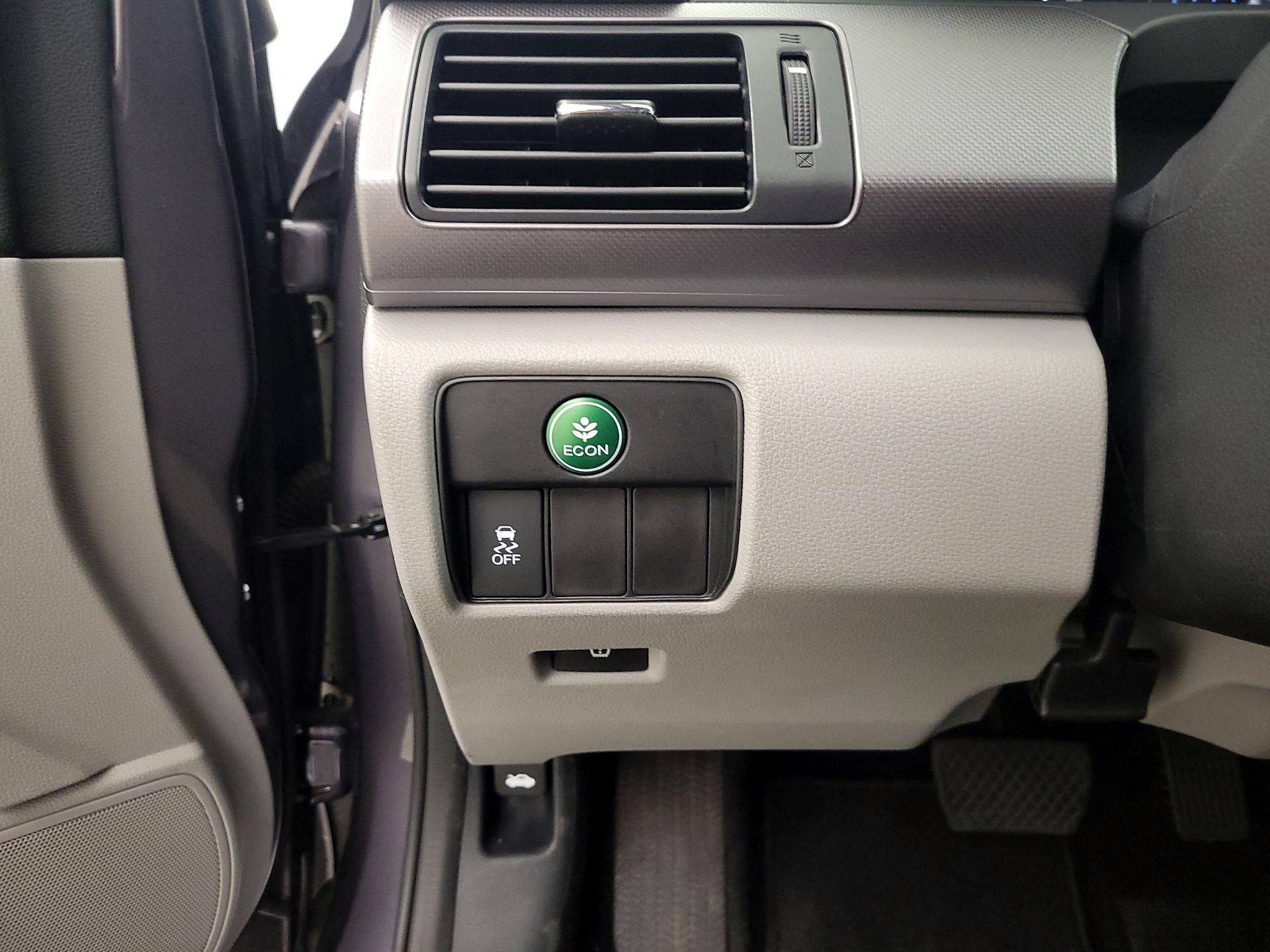 Thumbnail: 2015 Honda Accord - 13