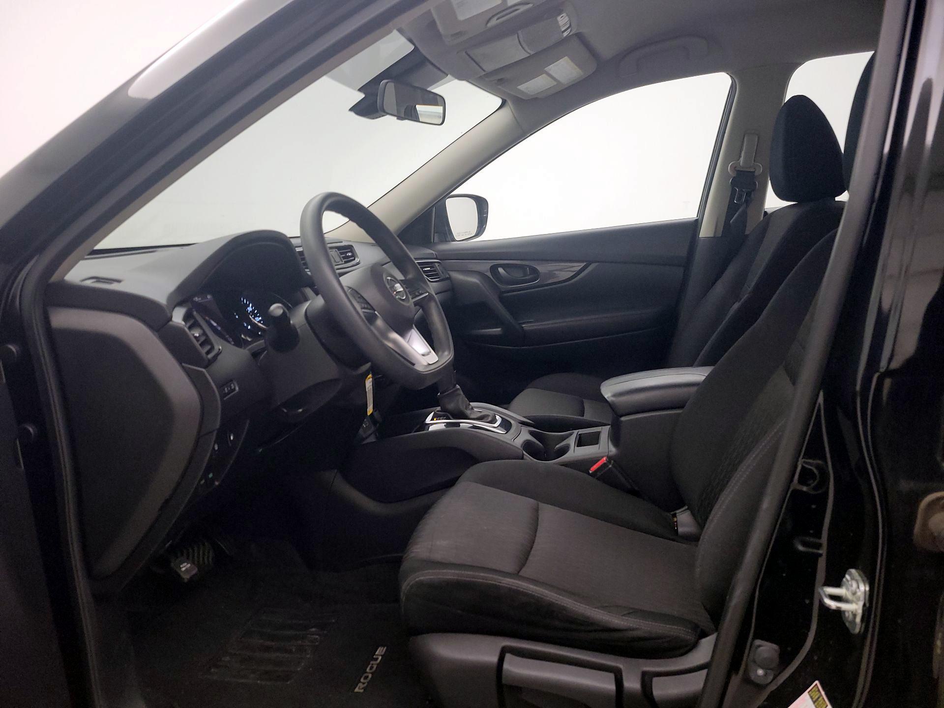 Thumbnail: 2019 Nissan Rogue - 11