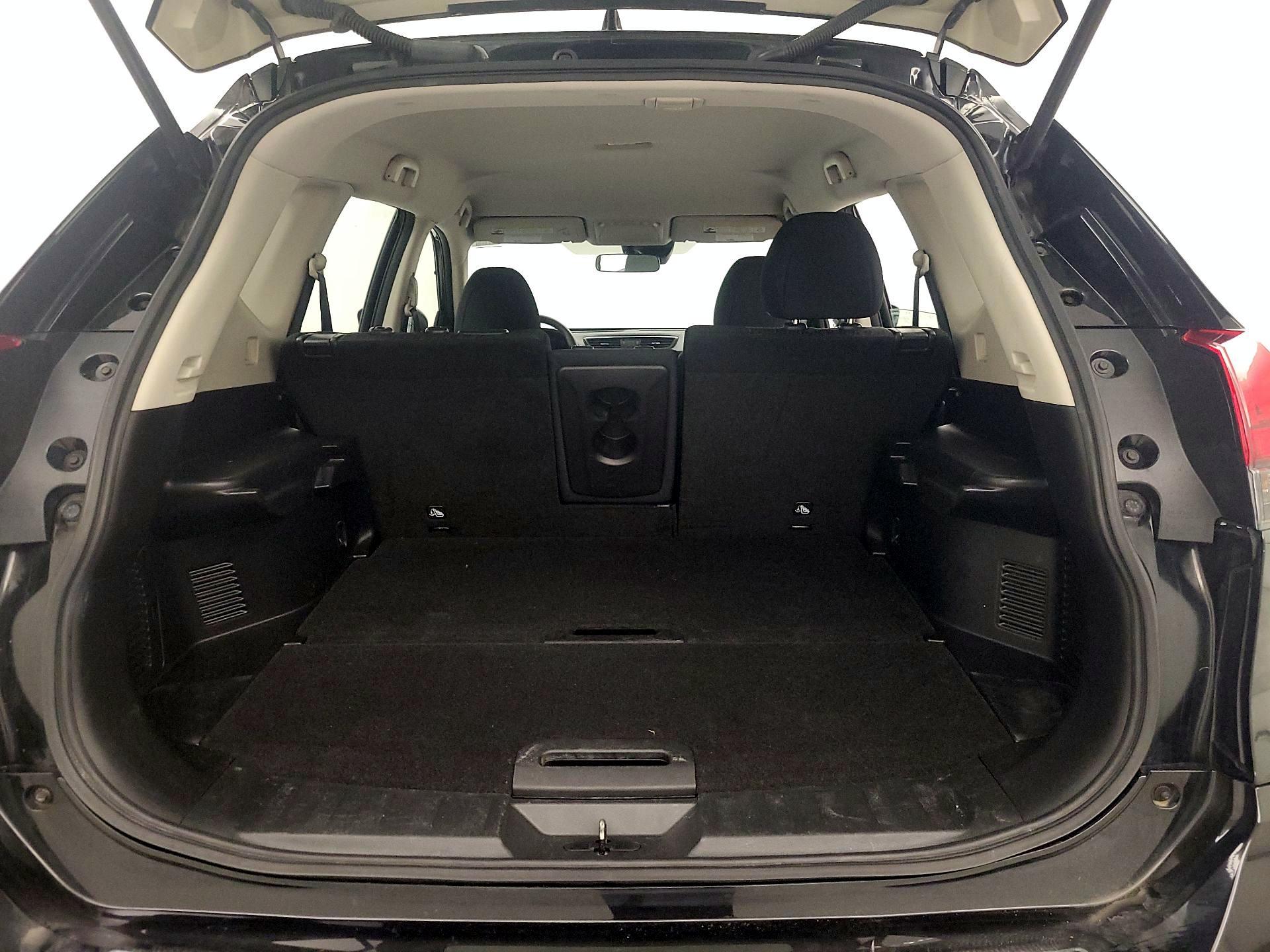 Thumbnail: 2019 Nissan Rogue - 20