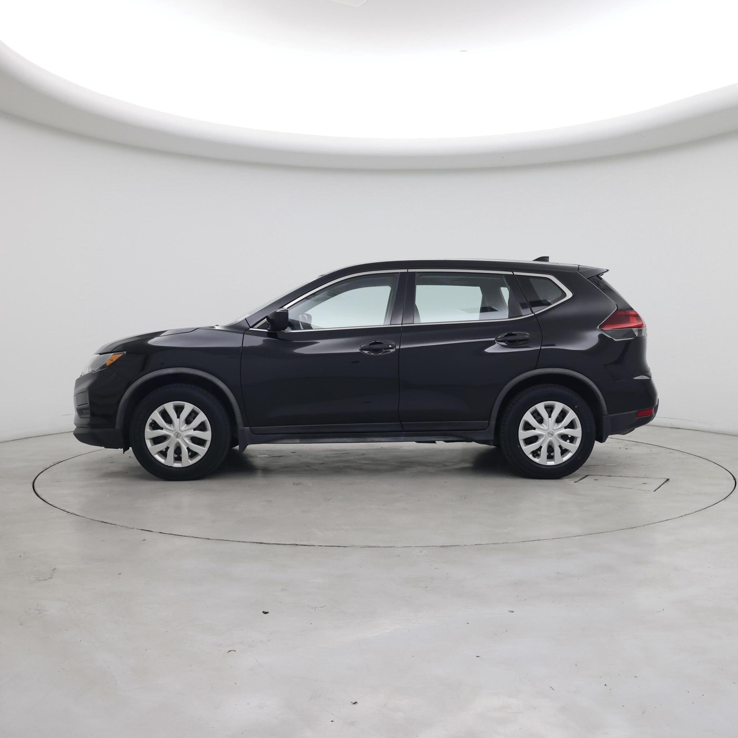 Thumbnail: 2019 Nissan Rogue - 3