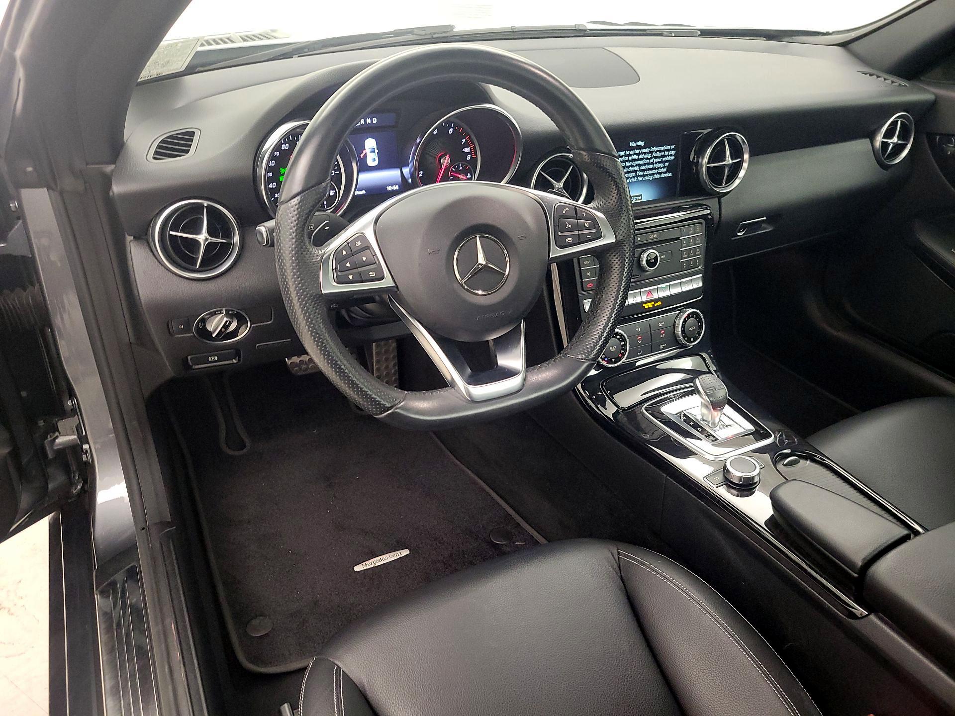 Thumbnail: 2018 Mercedes-Benz SLC - 9