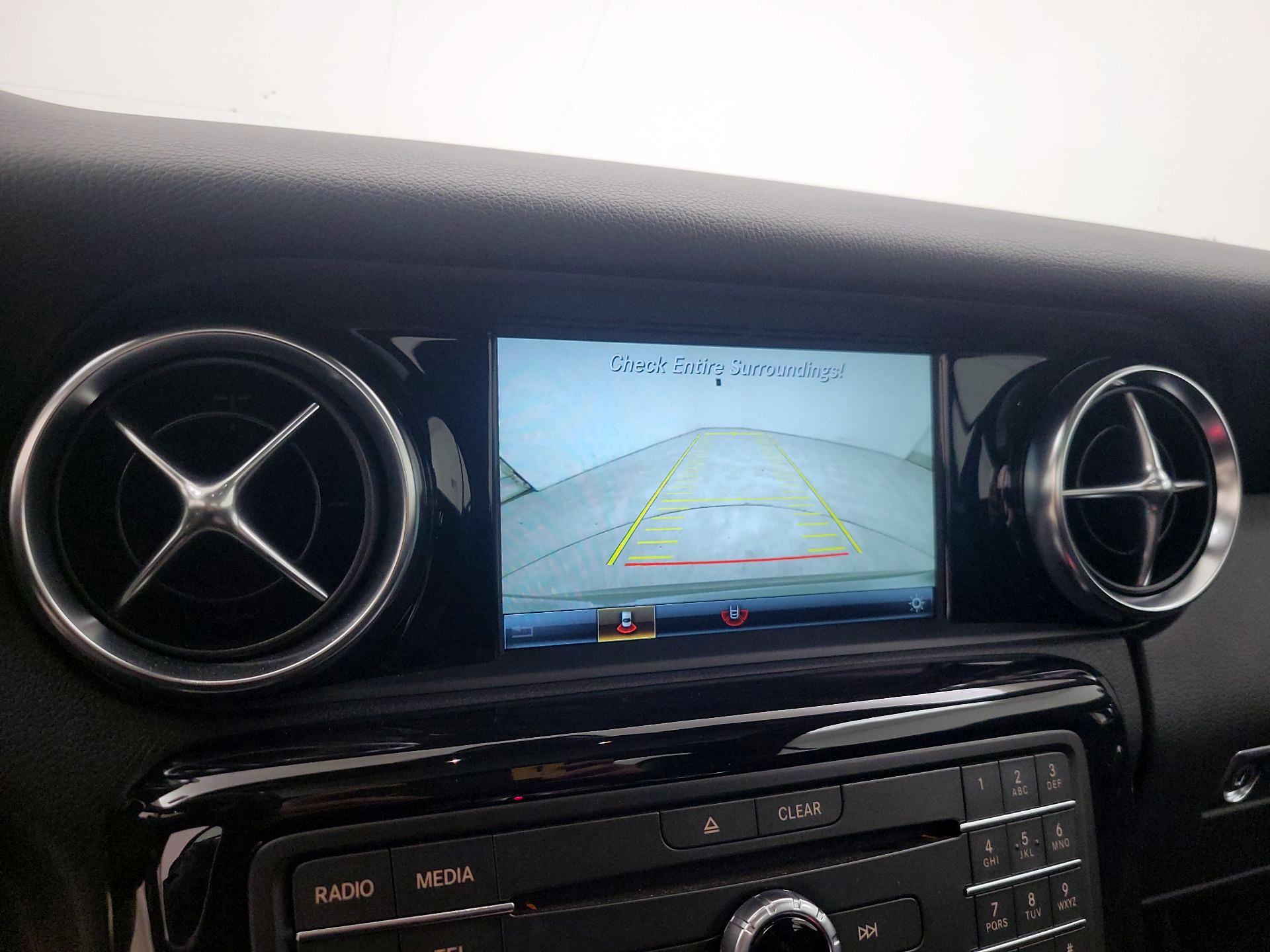 Thumbnail: 2018 Mercedes-Benz SLC - 14