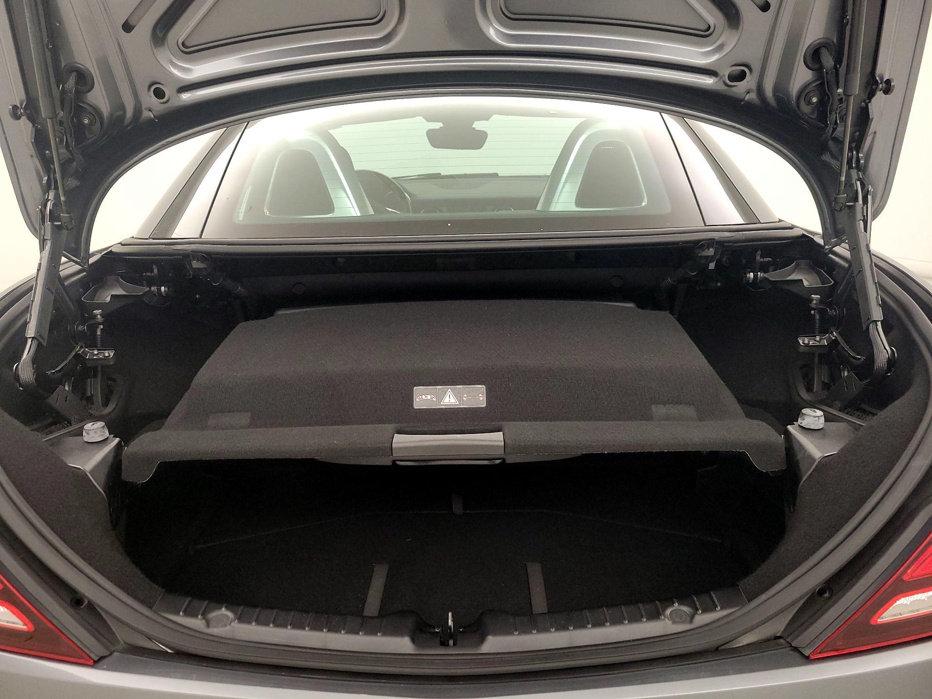 Thumbnail: 2018 Mercedes-Benz SLC - 19