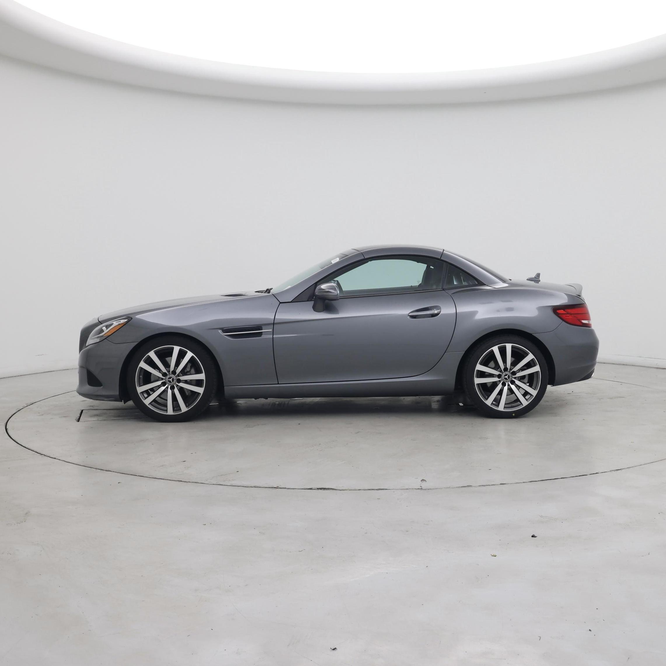 Thumbnail: 2018 Mercedes-Benz SLC - 3