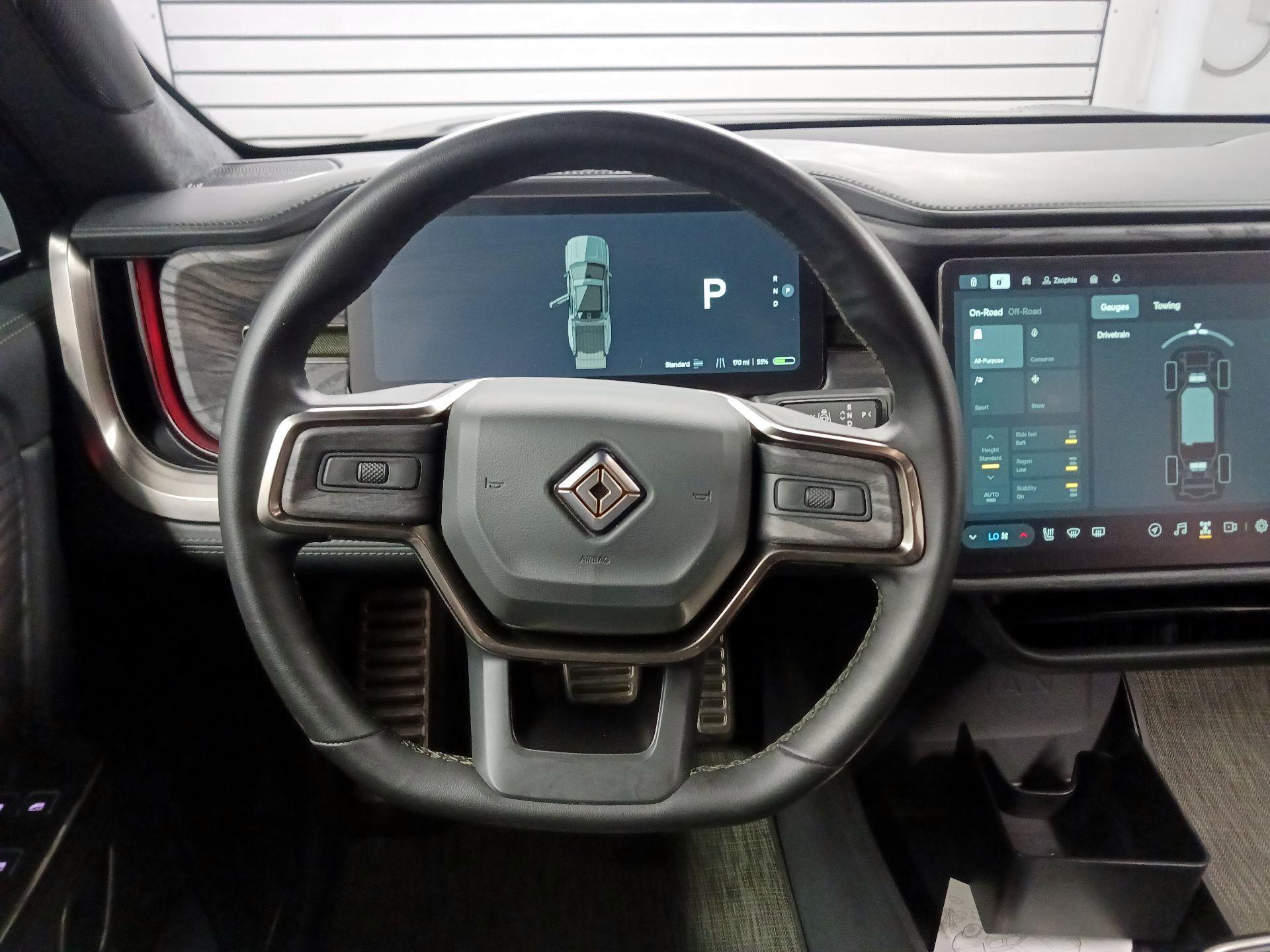 Thumbnail: 2022 Rivian R1T - 10