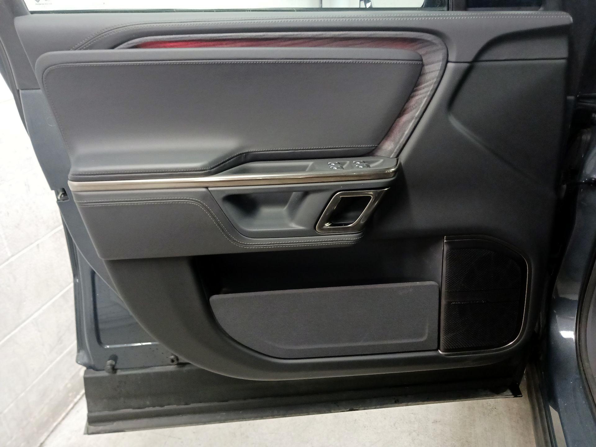 Thumbnail: 2022 Rivian R1T - 12