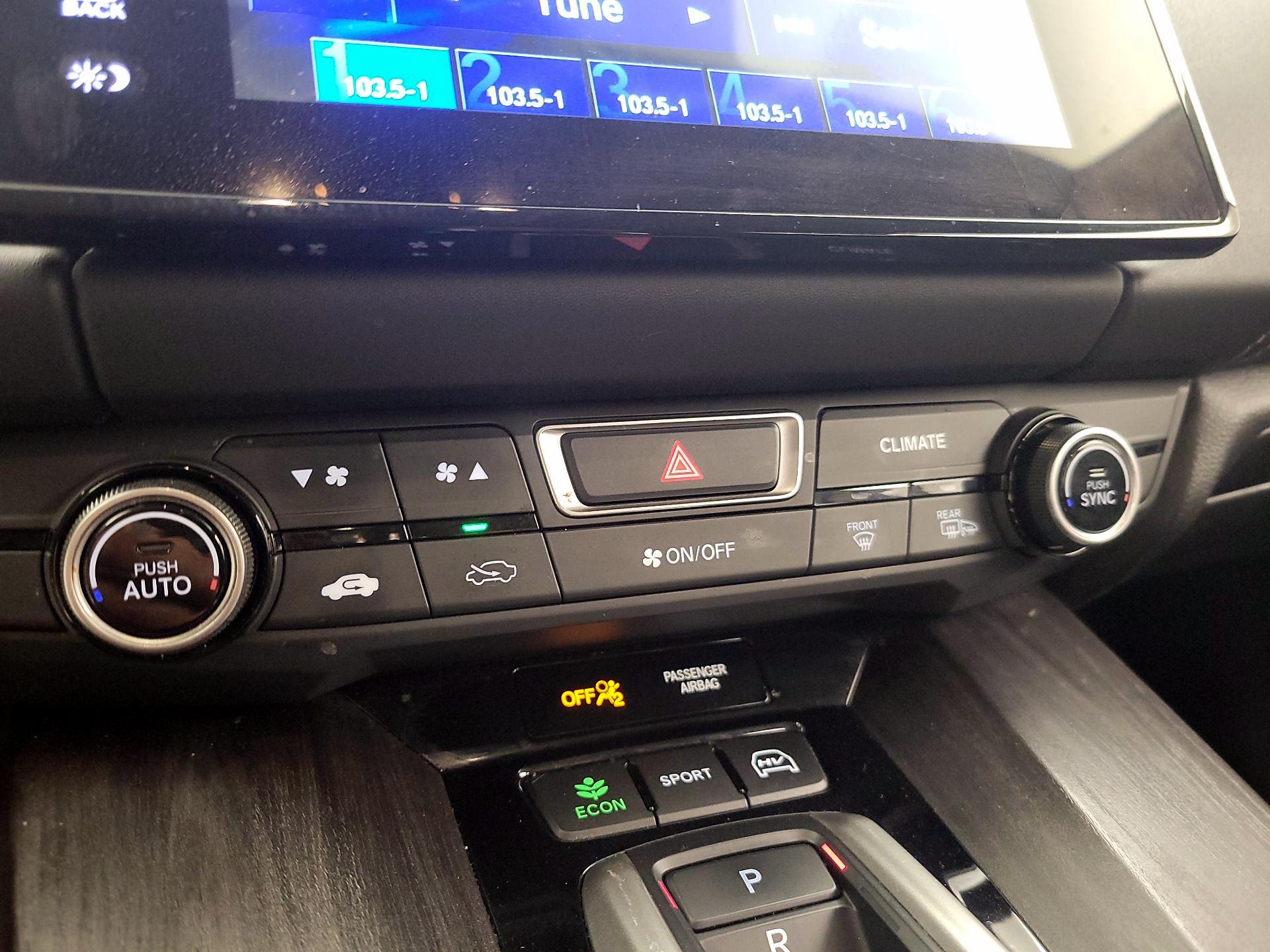 Thumbnail: 2018 Honda Clarity - 16